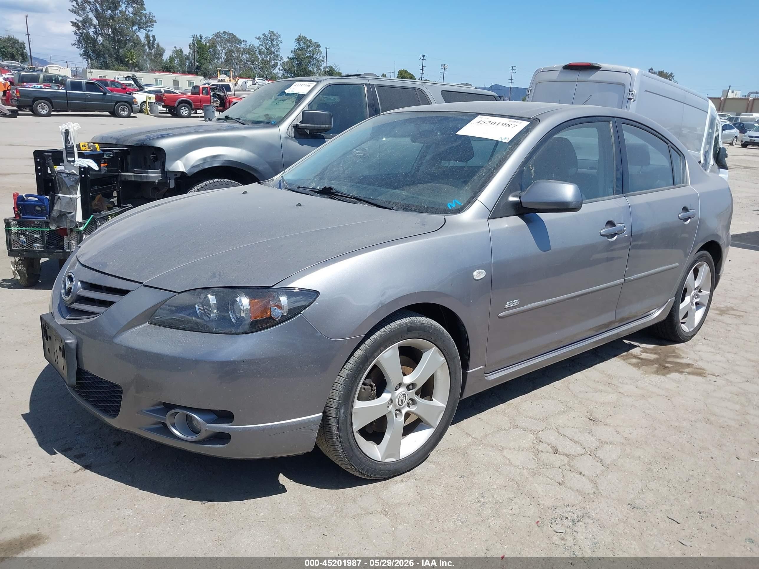 2006 Mazda Mazda3 S Touring Gray vin: JM1BK324561526423