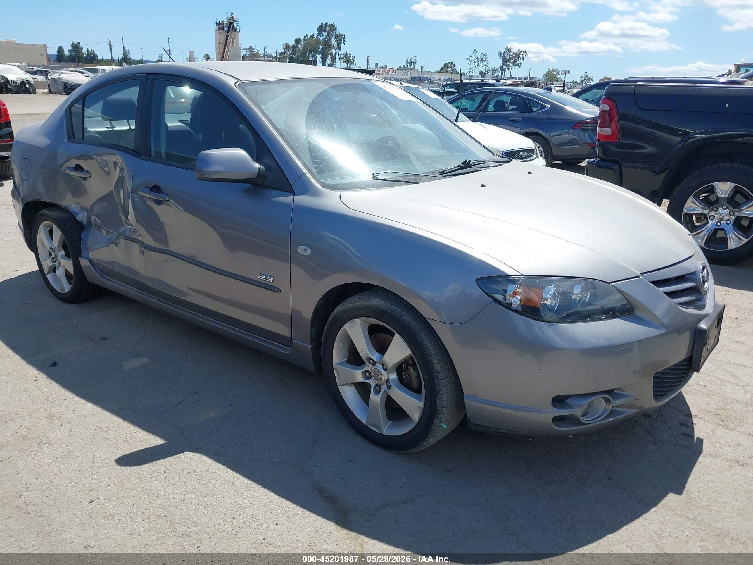 2006 Mazda Mazda3 S Touring Gray vin: JM1BK324561526423