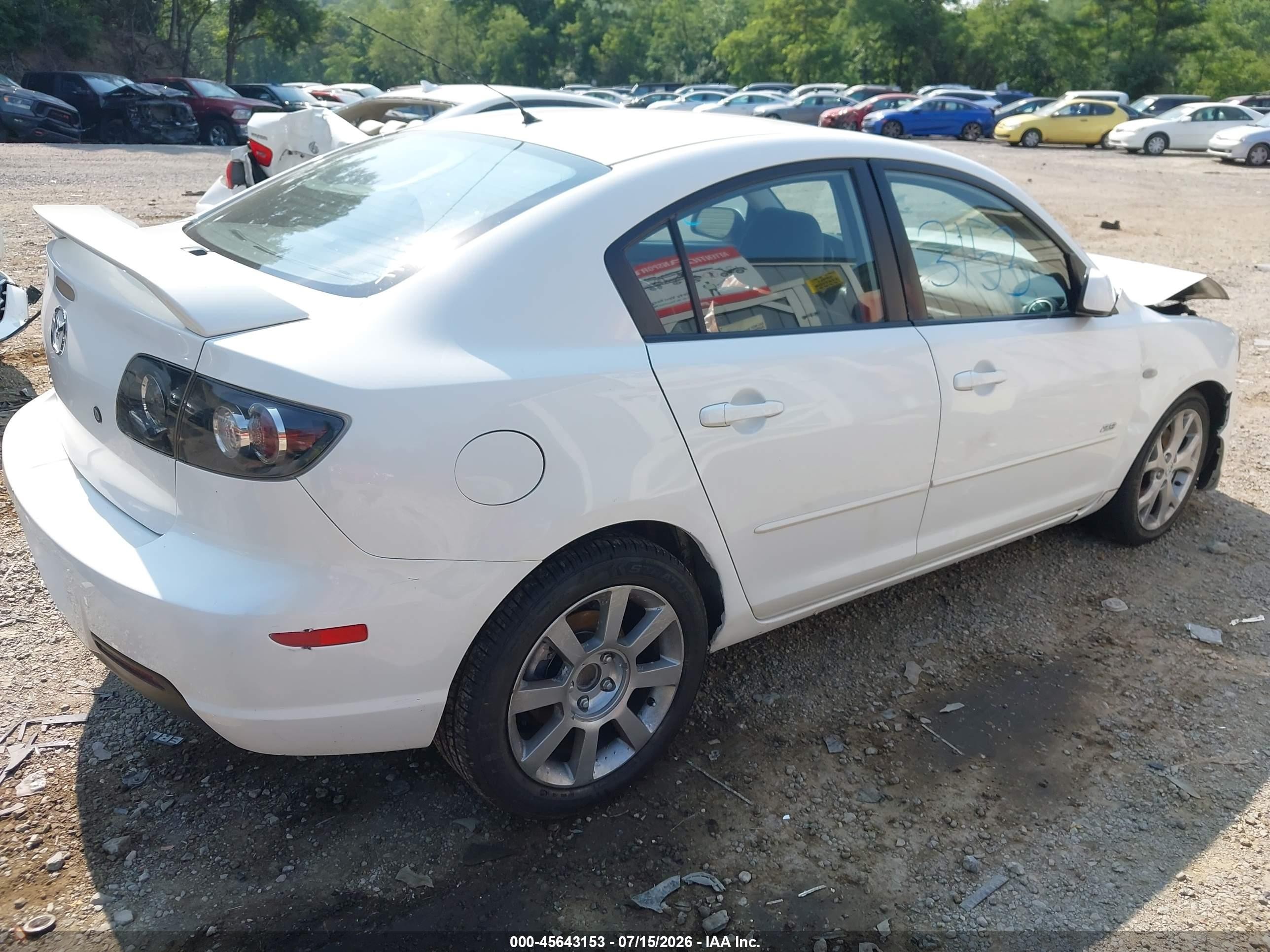 2008 Mazda Mazda3 S Touring White vin: JM1BK324581122945