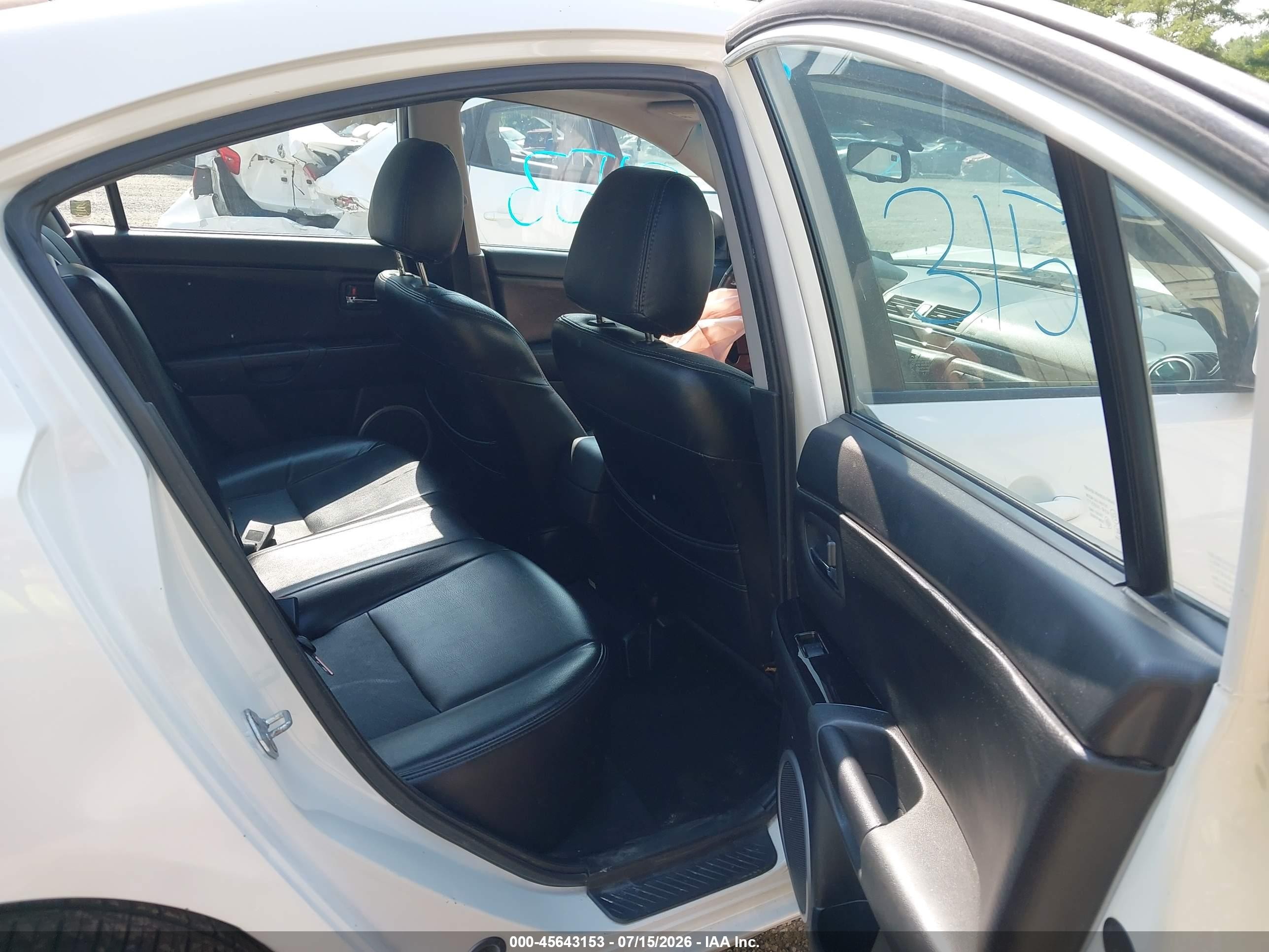 2008 Mazda Mazda3 S Touring White vin: JM1BK324581122945