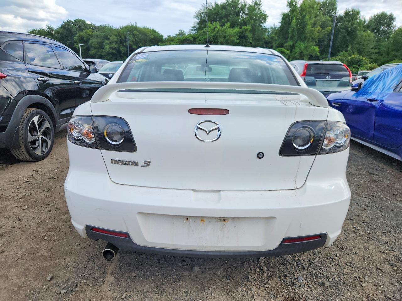 2008 Mazda 3 S White vin: JM1BK324981818790