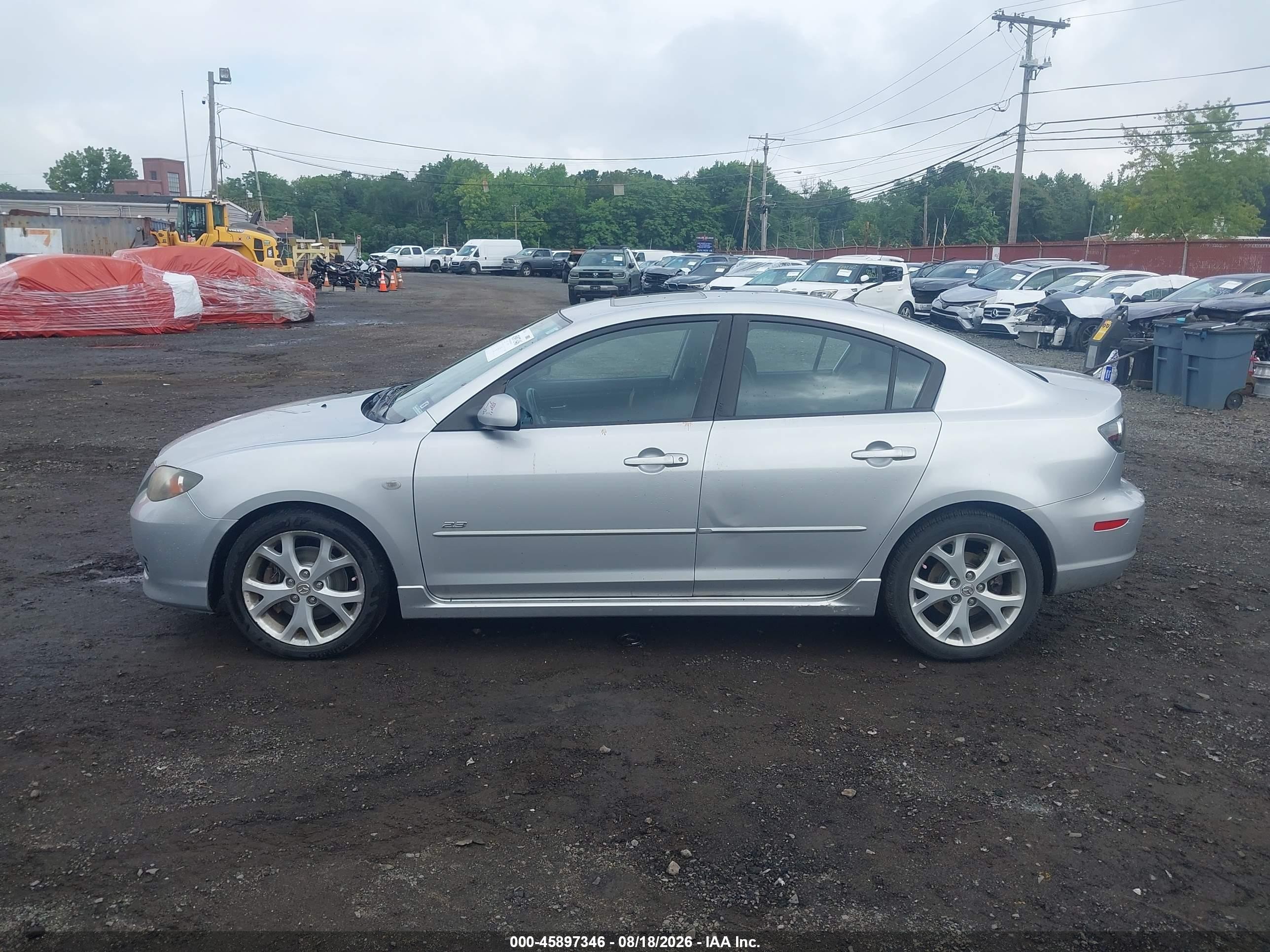 2007 Mazda Mazda3 S Grand Touring Серебряный vin: JM1BK324X71623991