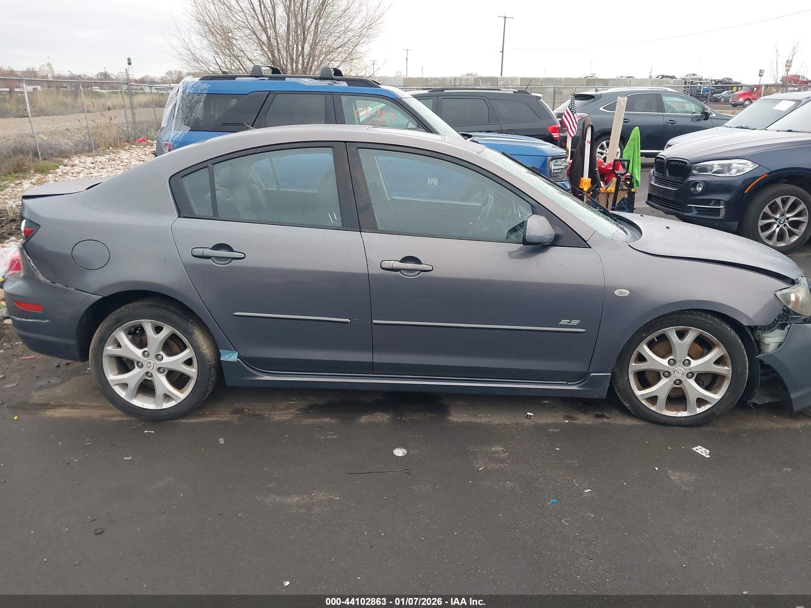 2008 Mazda Mazda3 S Grand Touring Gray vin: JM1BK324X81128272