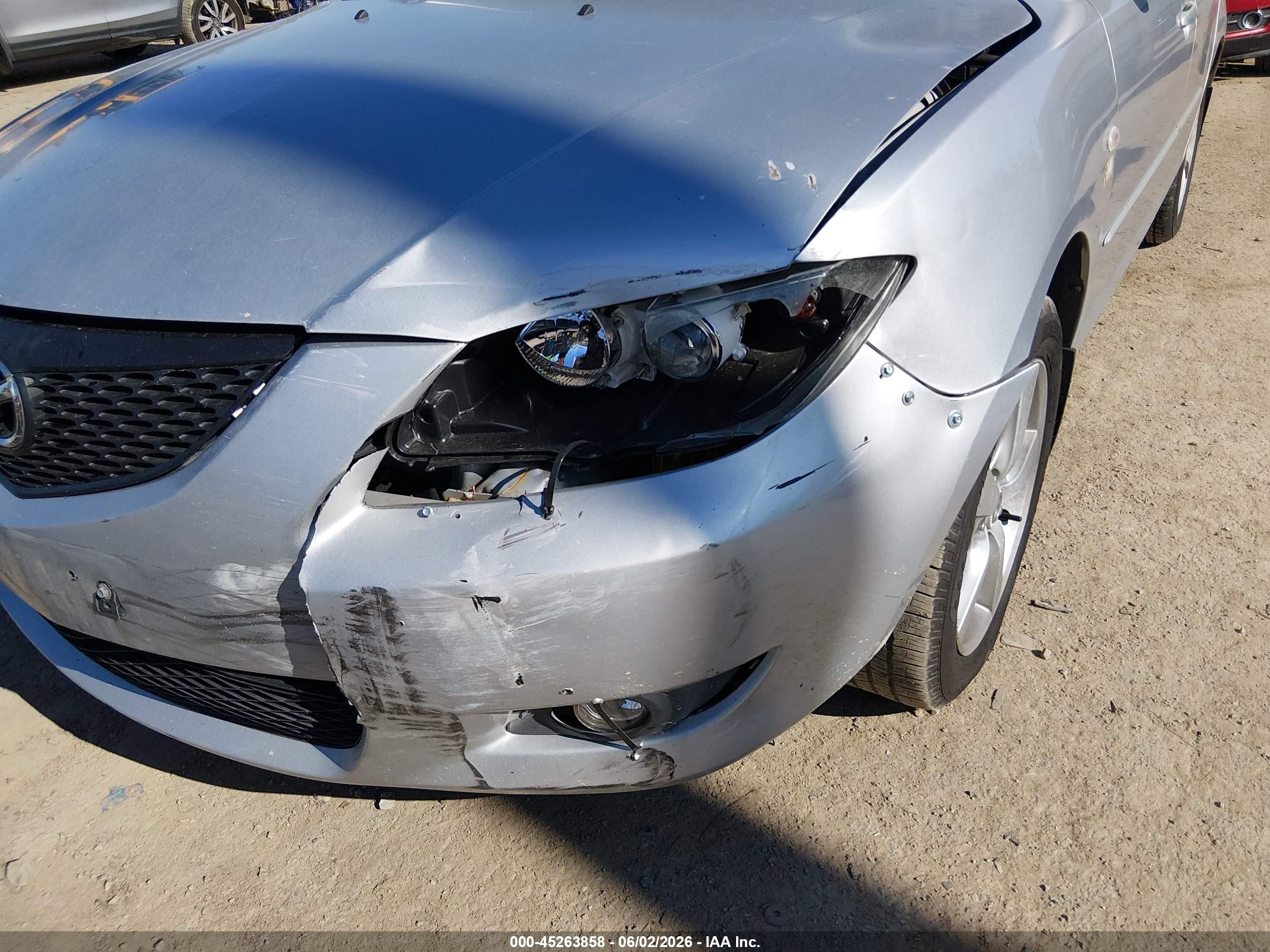 2006 Mazda Mazda3 I Silver vin: JM1BK32F061428451
