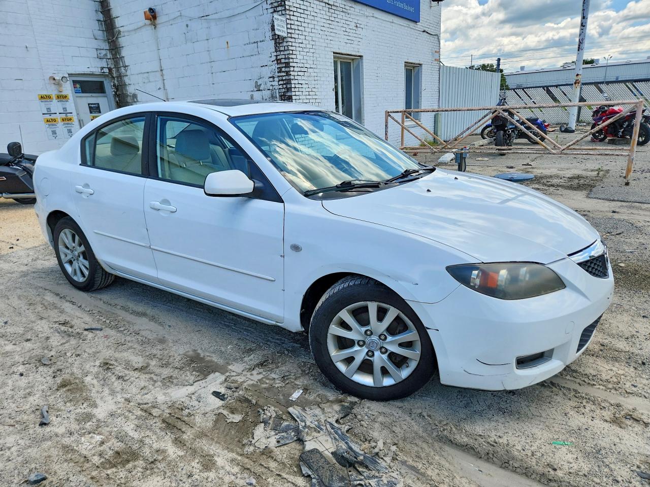 2007 Mazda 3 I White vin: JM1BK32F071725429