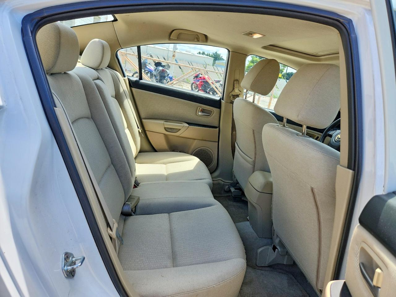 2007 Mazda 3 I White vin: JM1BK32F071725429