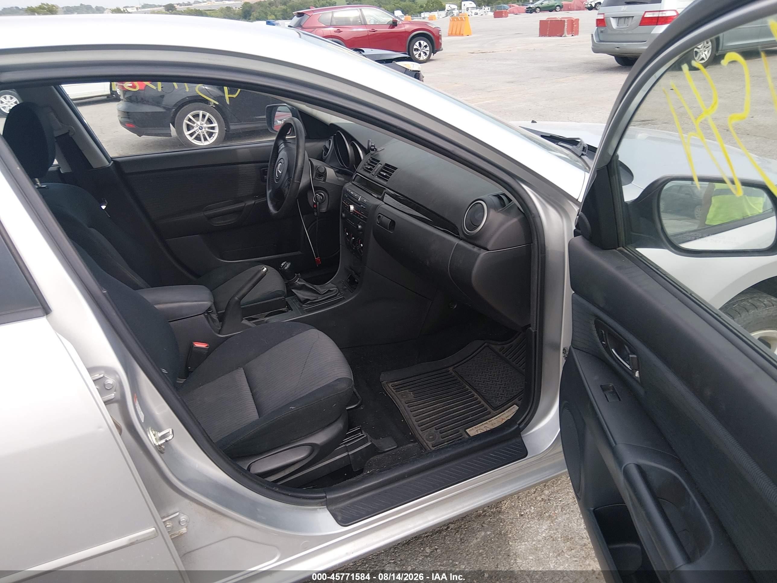 2008 Mazda Mazda3 I Touring Value Silver vin: JM1BK32F081146541