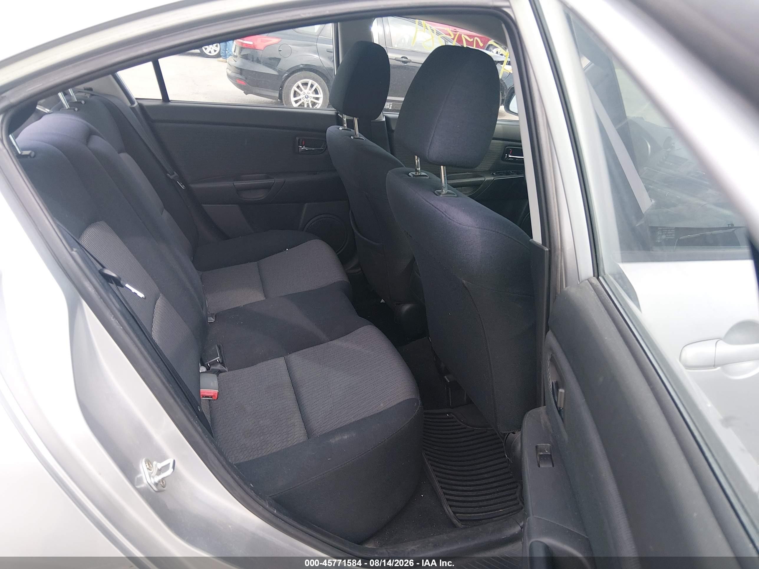 2008 Mazda Mazda3 I Touring Value Silver vin: JM1BK32F081146541