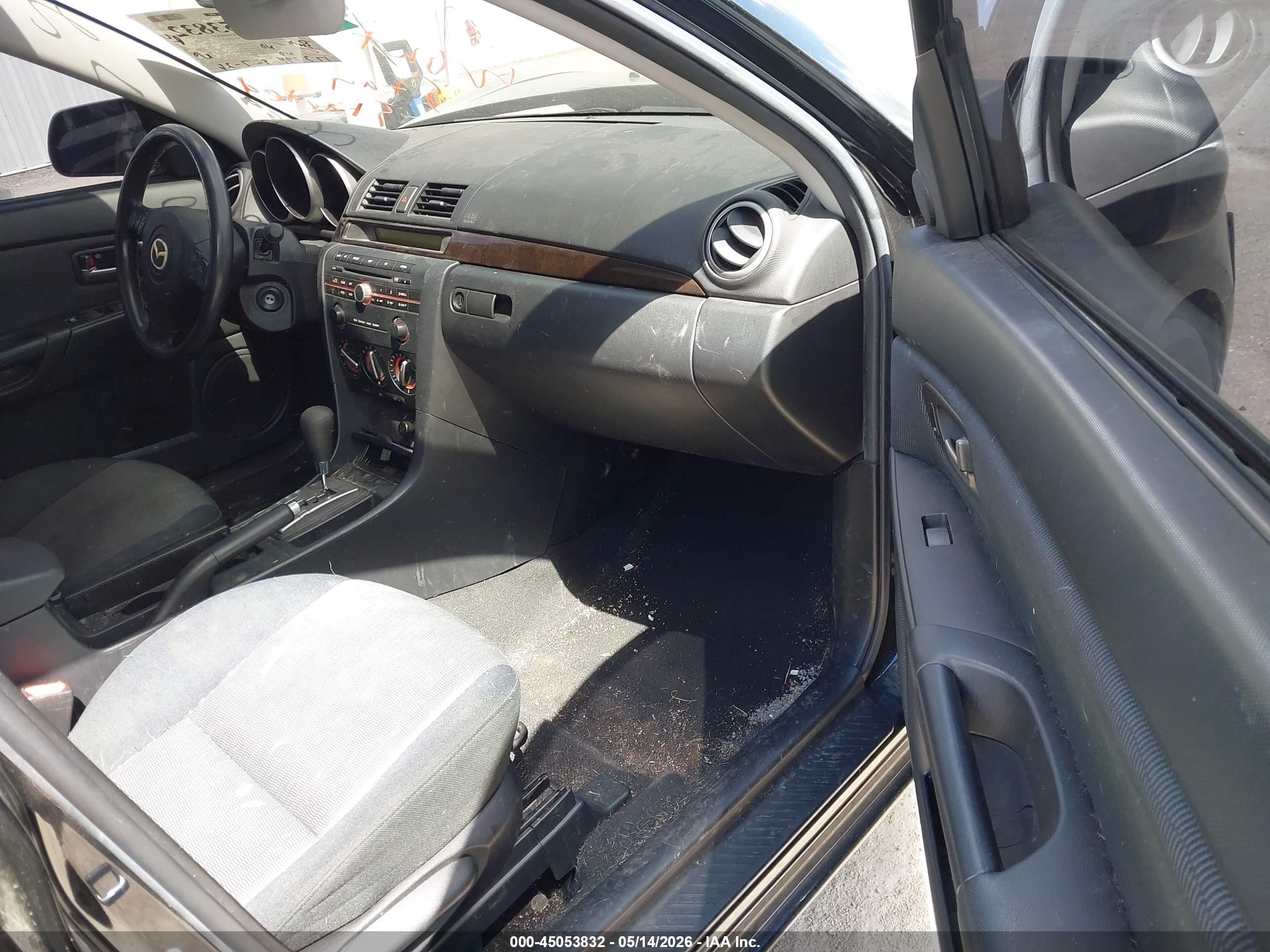 2008 Mazda Mazda3 I Black vin: JM1BK32F081853025