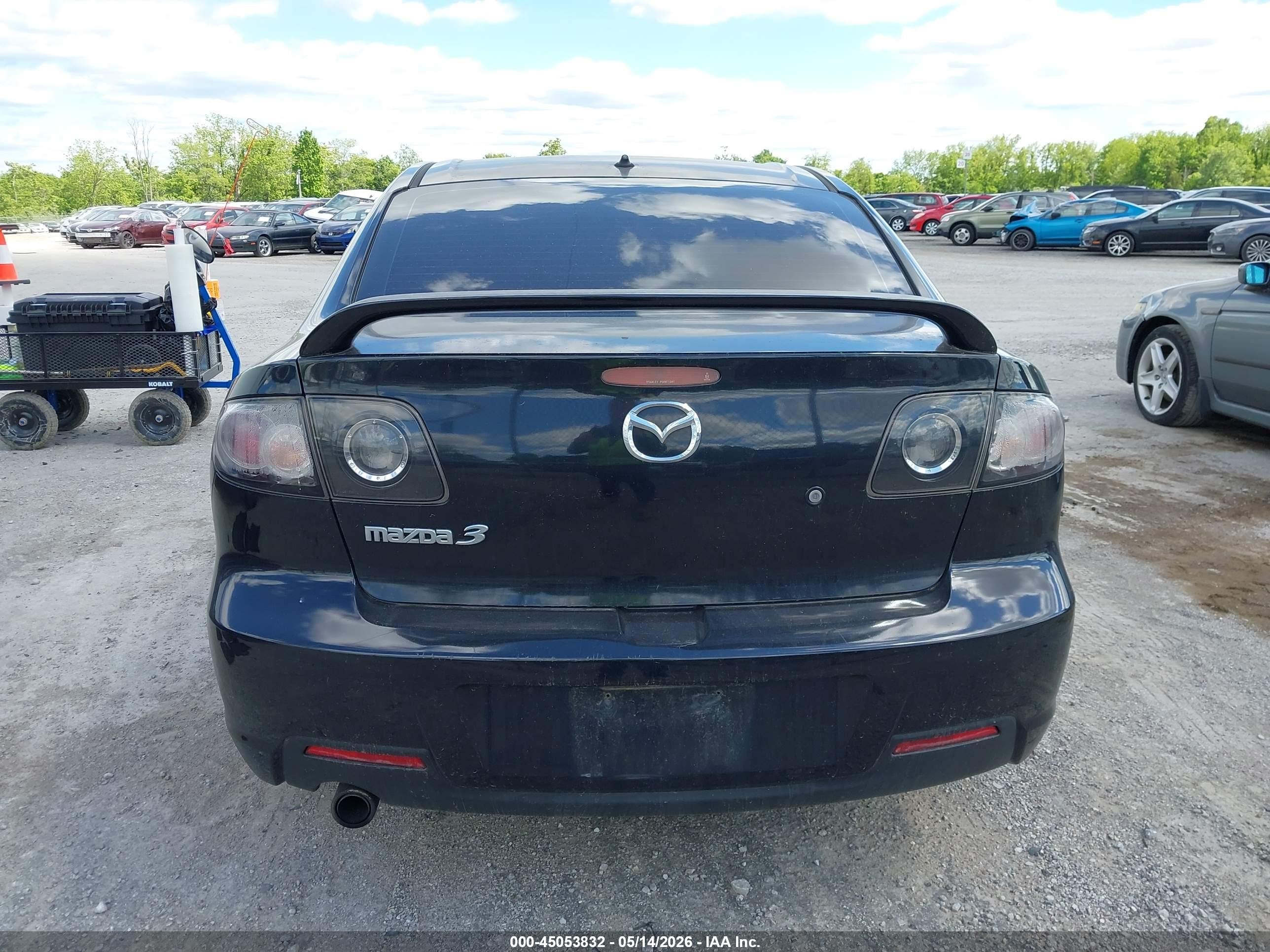 2008 Mazda Mazda3 I Black vin: JM1BK32F081853025