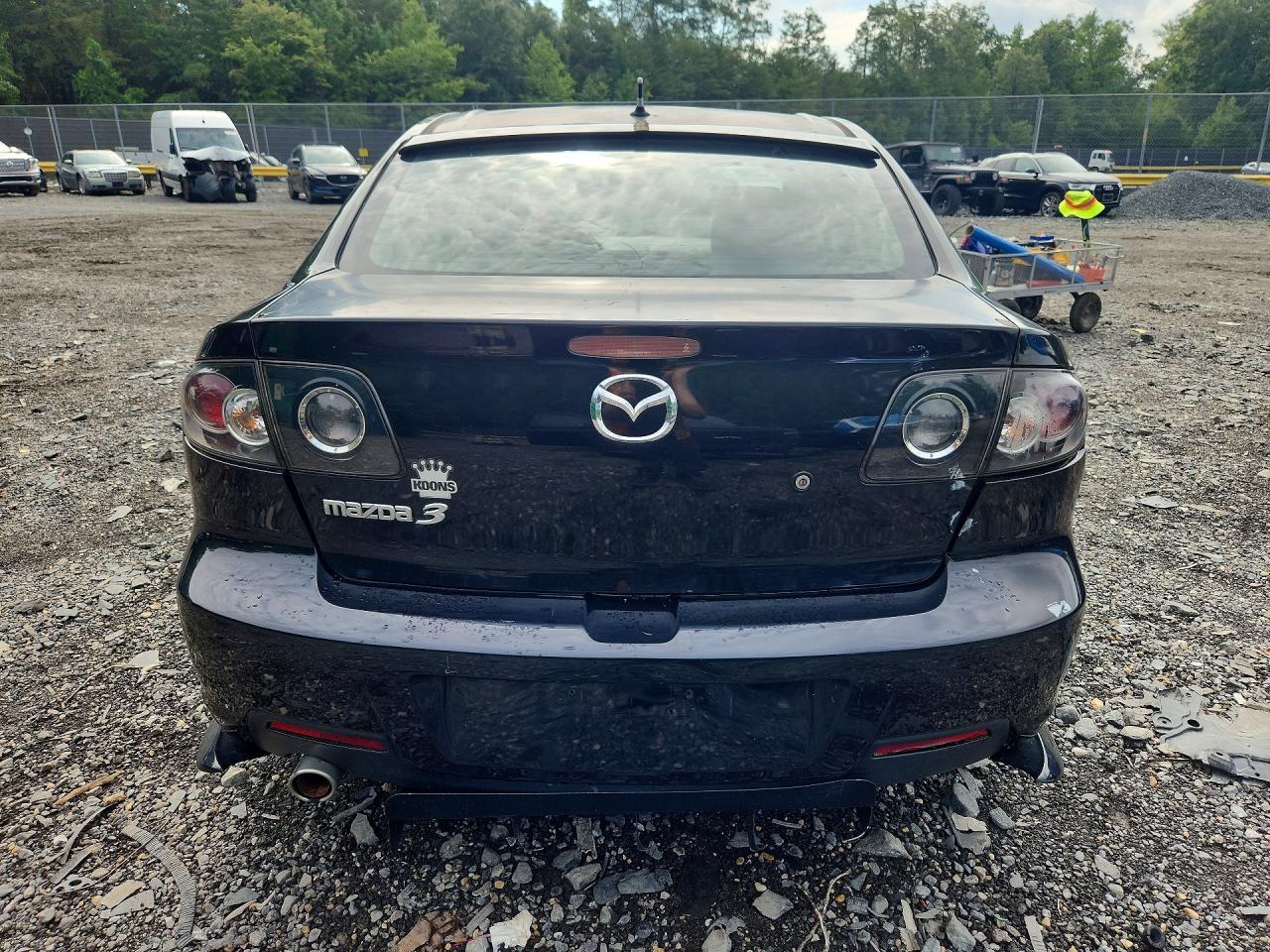 2009 Mazda 3 I Black vin: JM1BK32F091208022