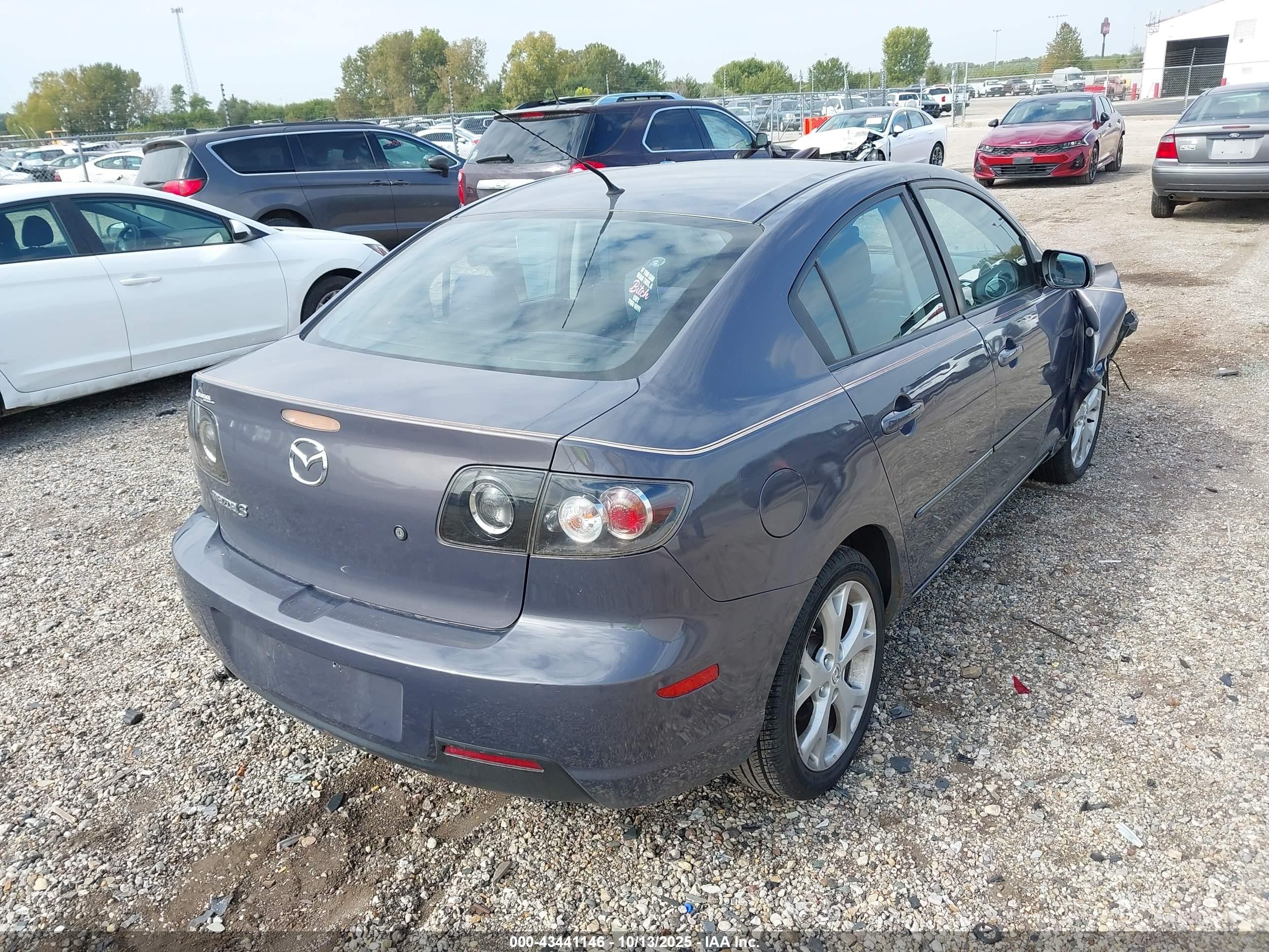 2009 Mazda Mazda3 I Gray vin: JM1BK32F091231204