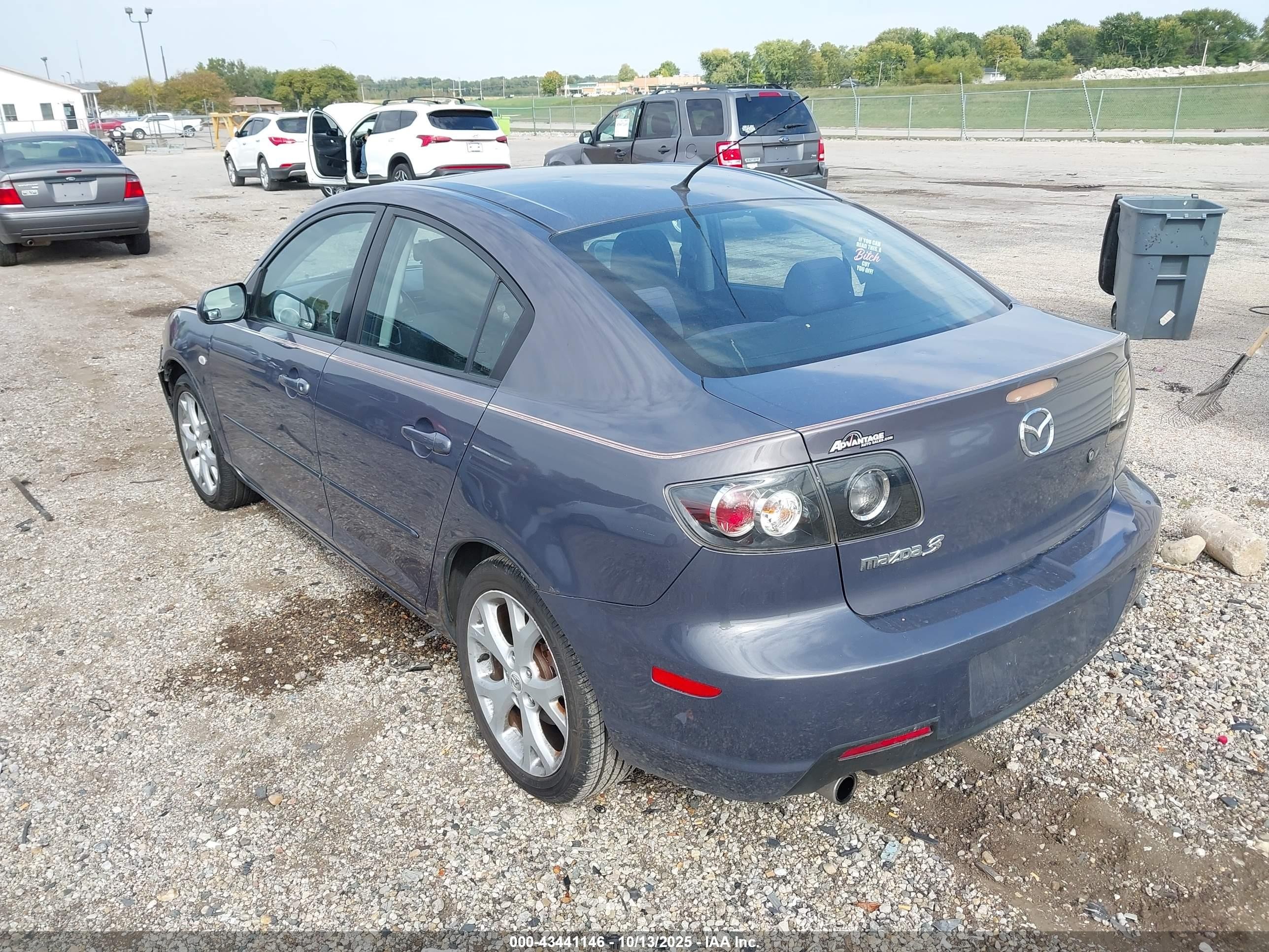 2009 Mazda Mazda3 I Gray vin: JM1BK32F091231204