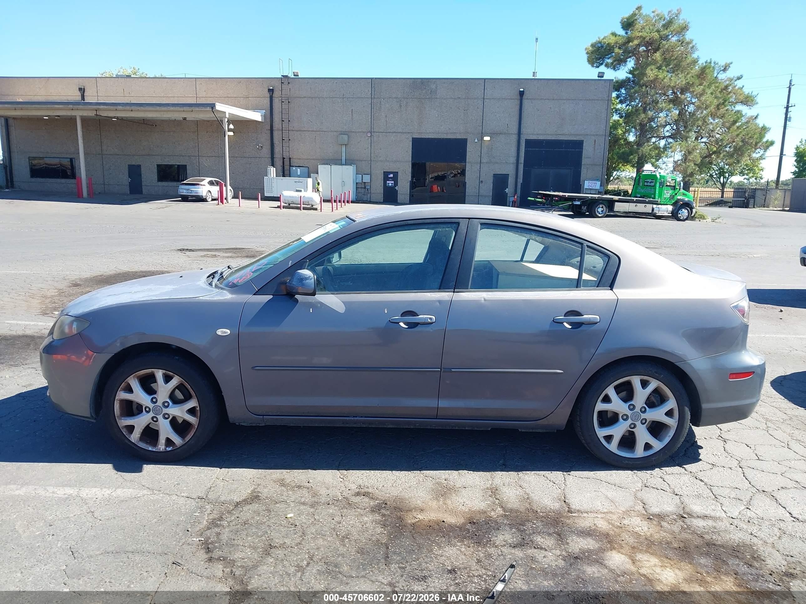 2009 Mazda Mazda3 I Gray vin: JM1BK32F091238718