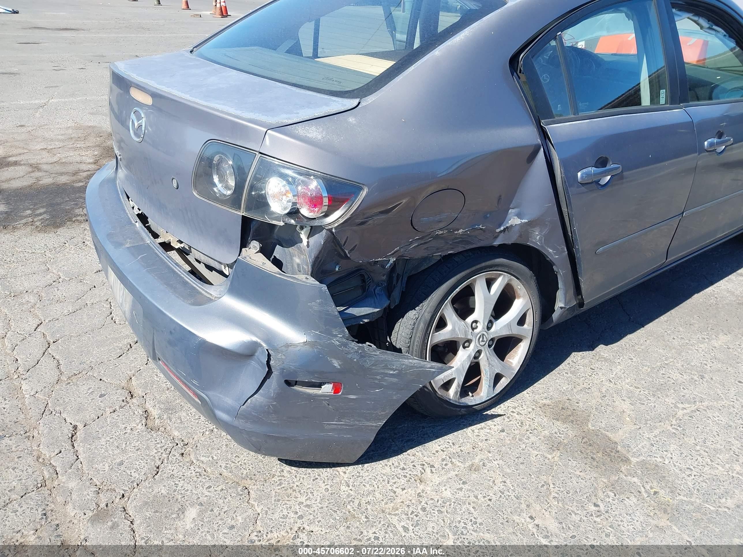 2009 Mazda Mazda3 I Gray vin: JM1BK32F091238718