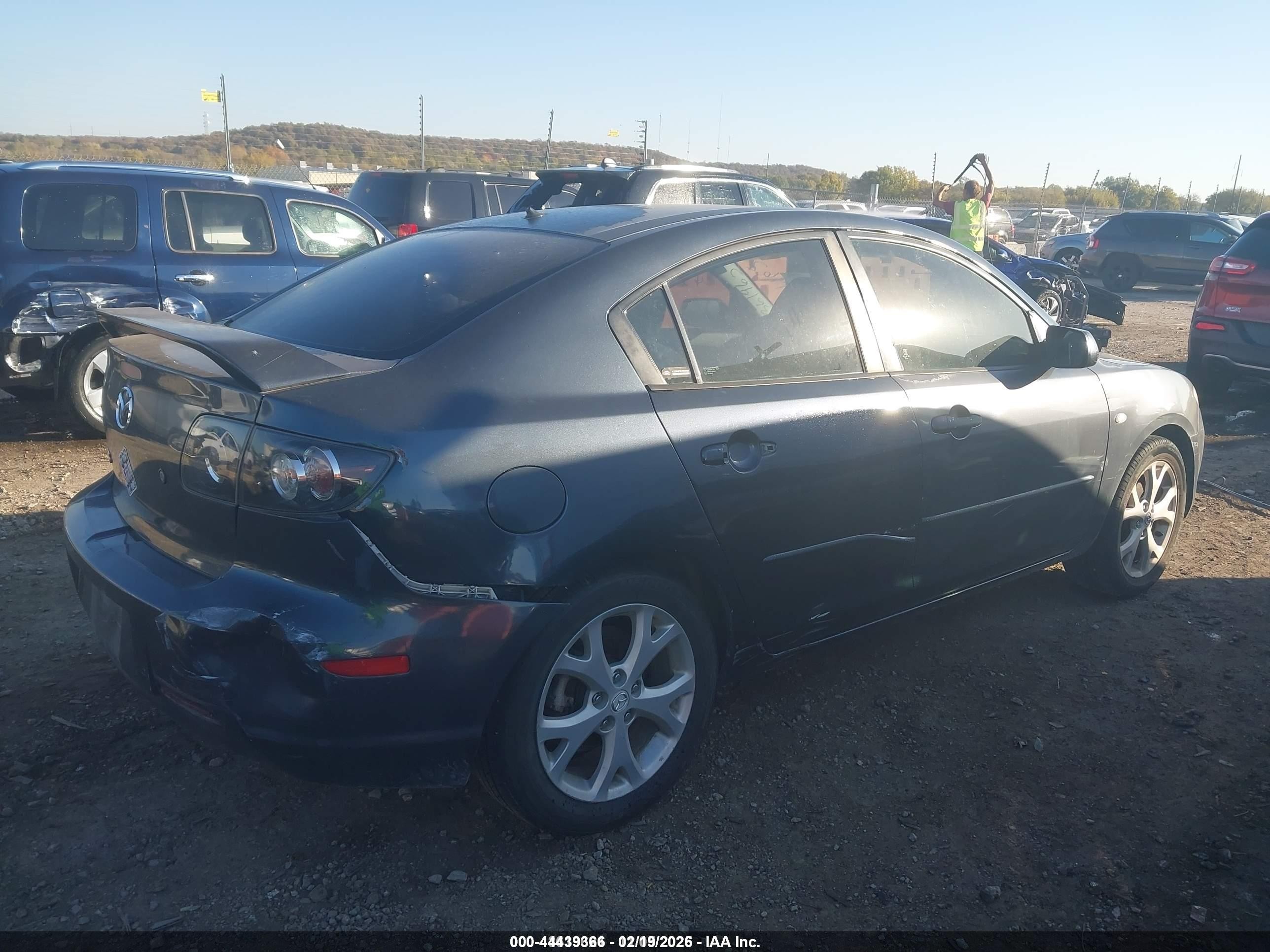2009 Mazda Mazda3 I Gray vin: JM1BK32F091239447