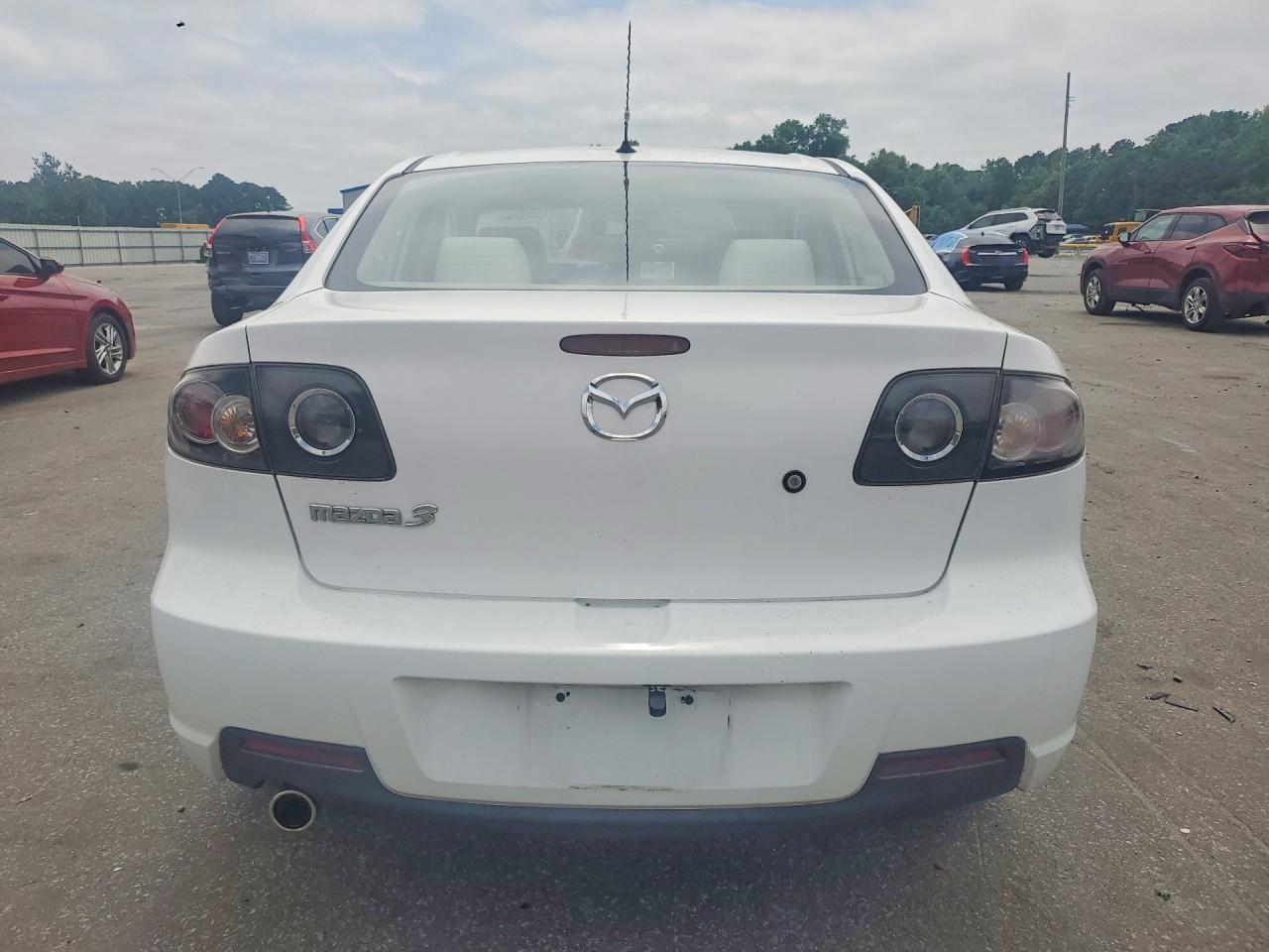 2007 Mazda 3 I White vin: JM1BK32F171762294
