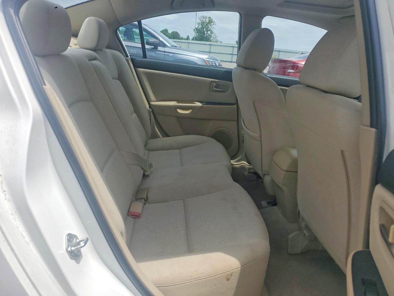 2007 Mazda 3 I White vin: JM1BK32F171762294