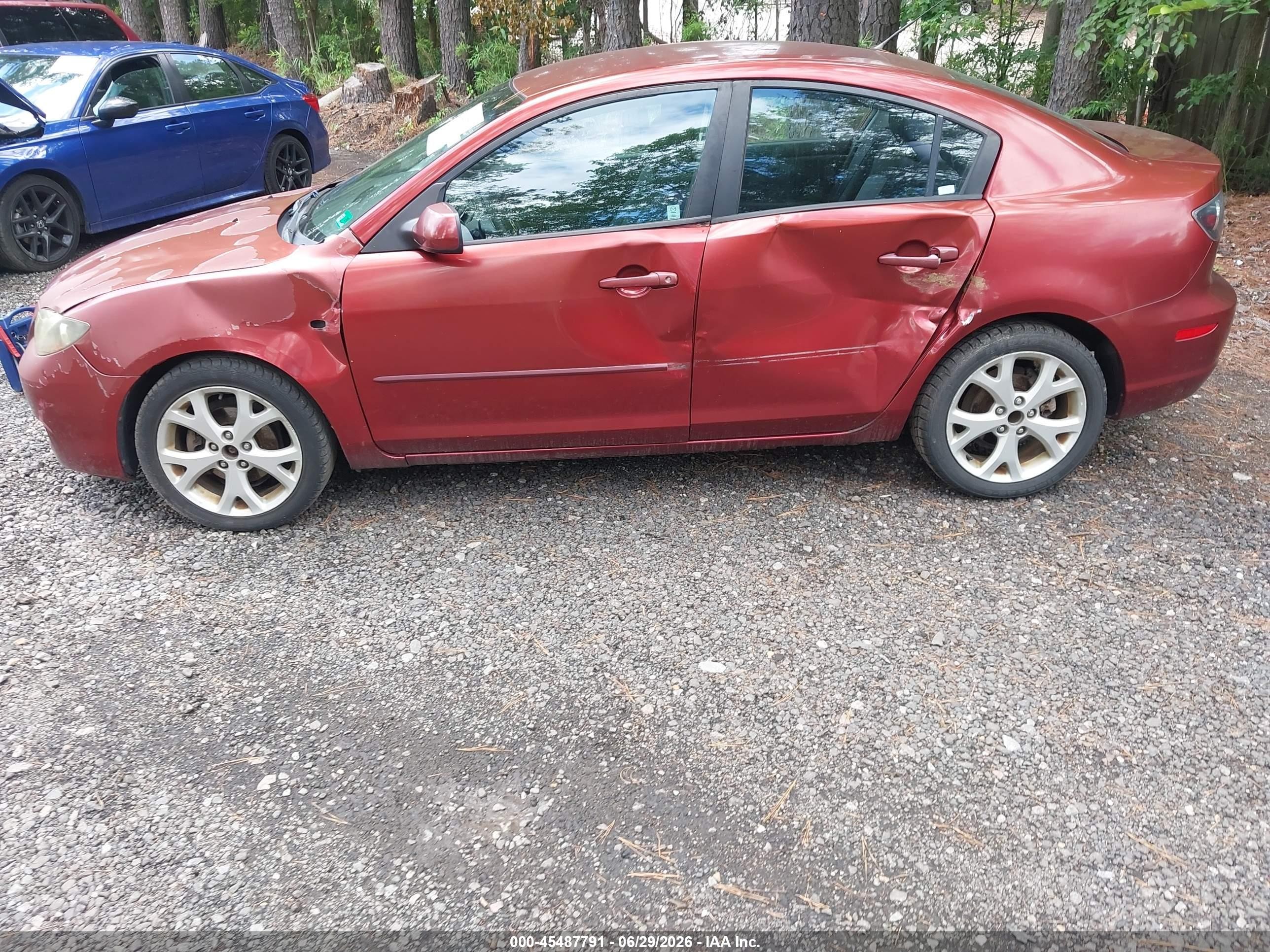 2009 Mazda Mazda3 I Maroon vin: JM1BK32F191241739