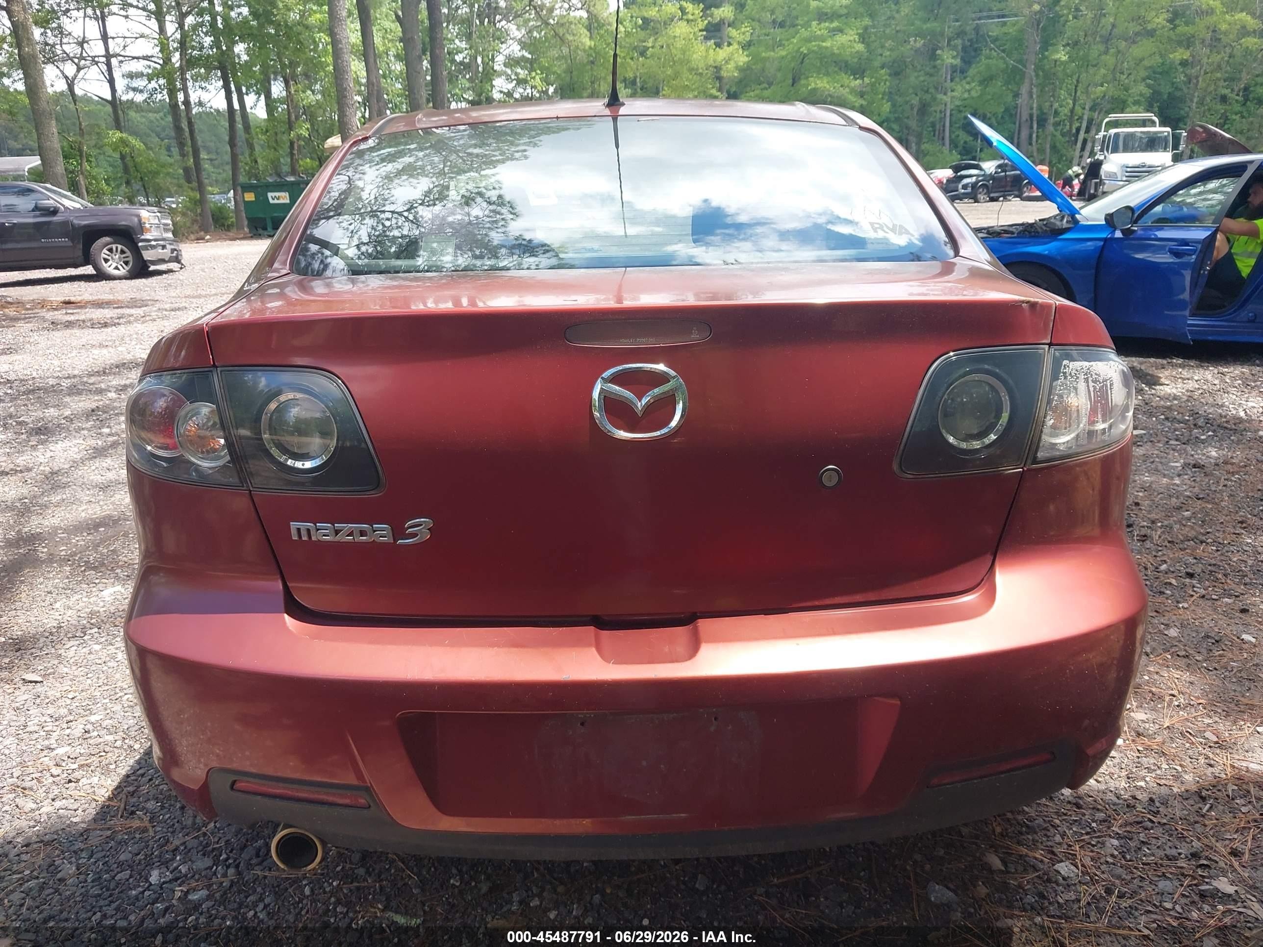 2009 Mazda Mazda3 I Maroon vin: JM1BK32F191241739
