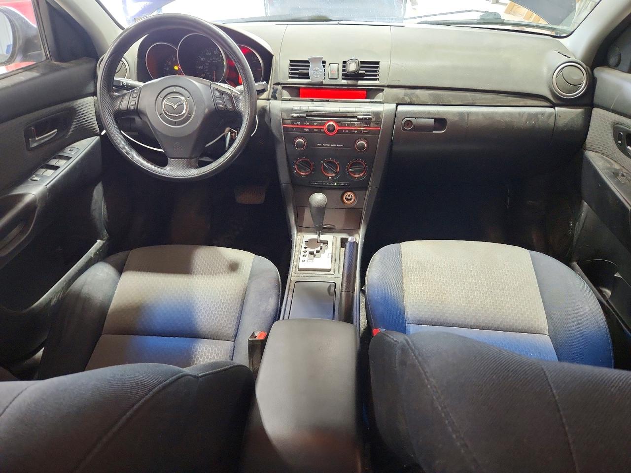 2006 Mazda 3 I Blue vin: JM1BK32F261484004