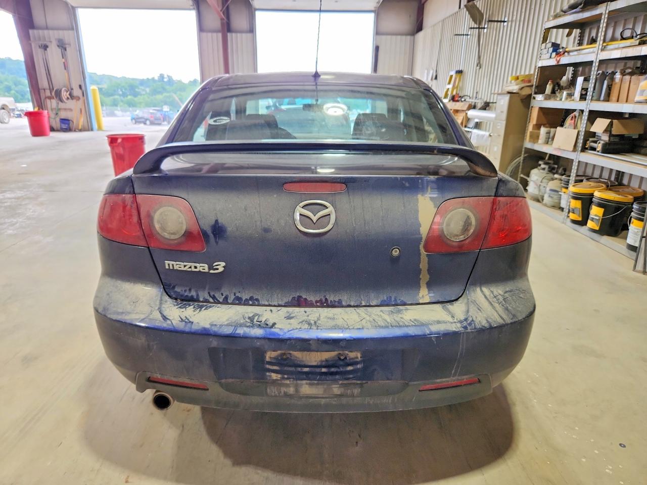2006 Mazda 3 I Blue vin: JM1BK32F261484004