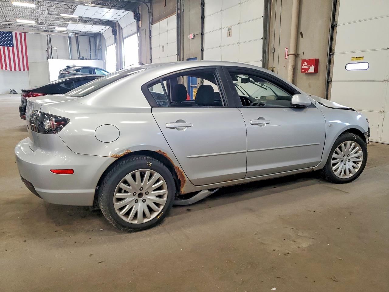 2008 Mazda 3 I Silver vin: JM1BK32F281169013
