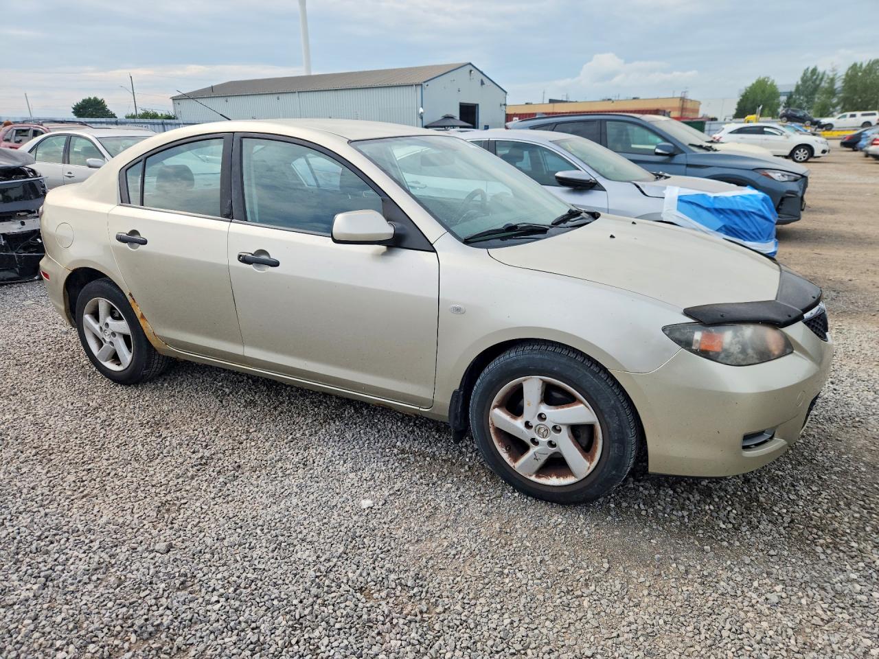 2007 Mazda 3 I Beige vin: JM1BK32F371616396