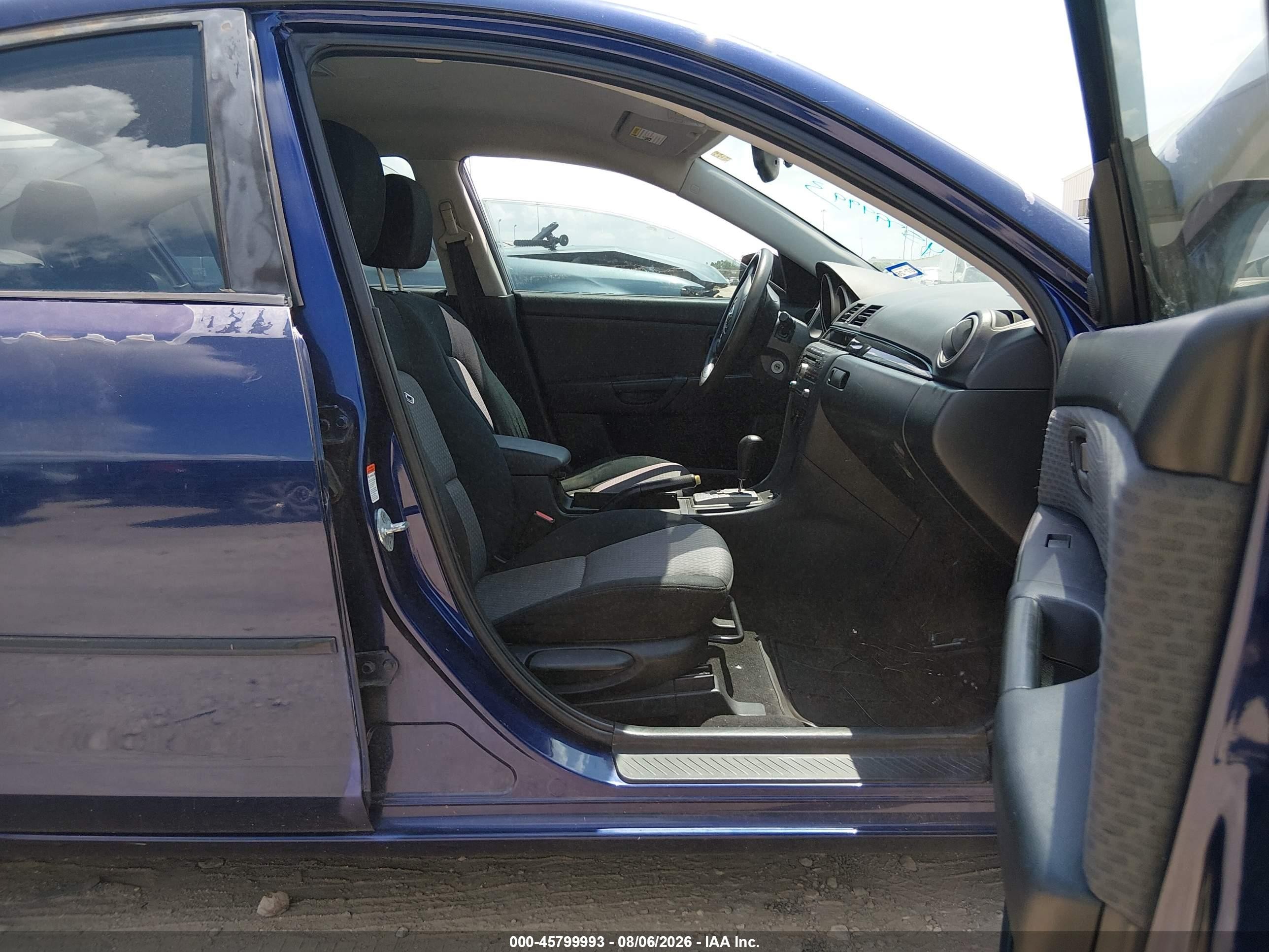 2006 Mazda Mazda3 I Touring Blue vin: JM1BK32F461455362