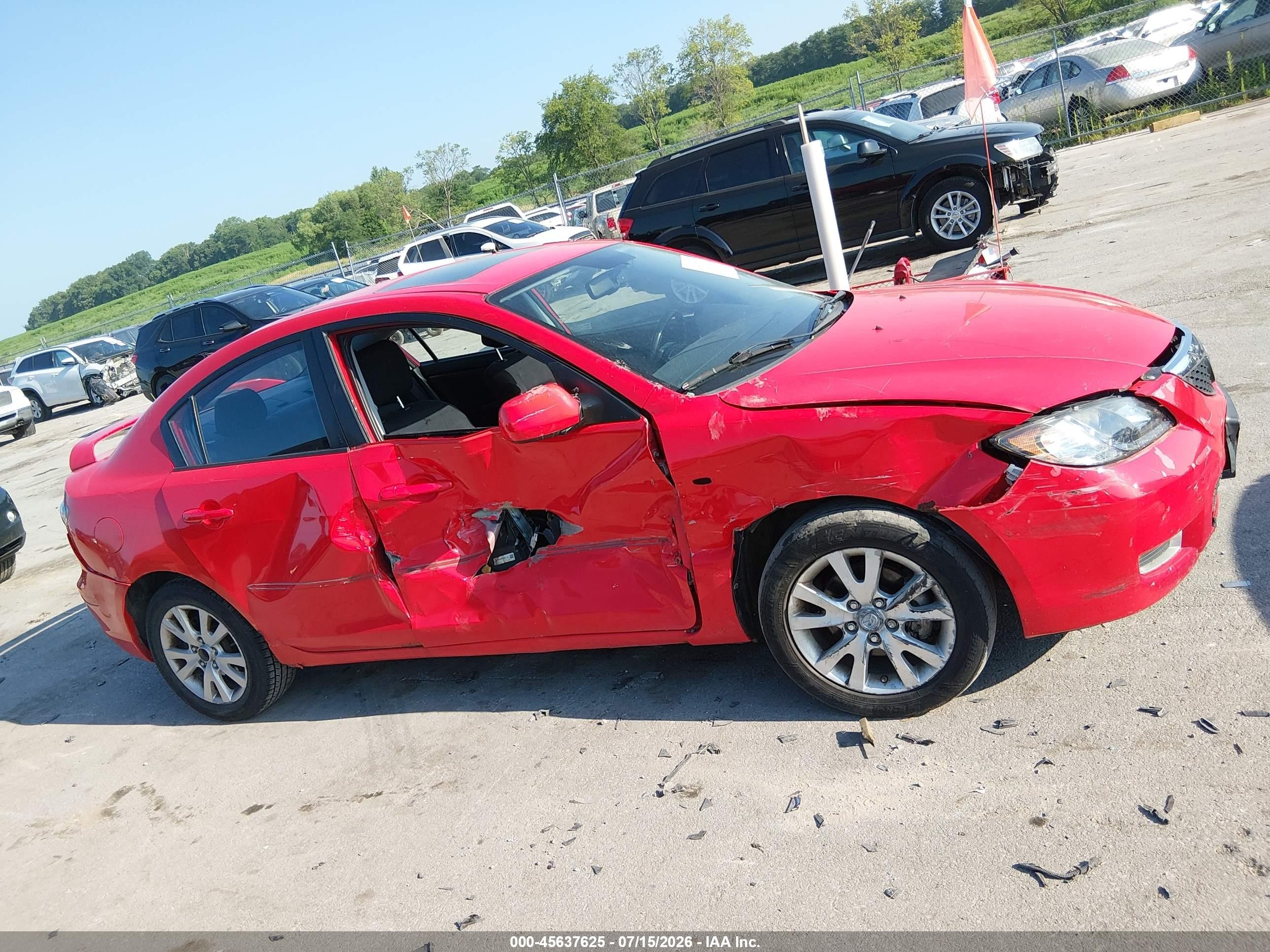 2007 Mazda Mazda3 I Red vin: JM1BK32F471656227