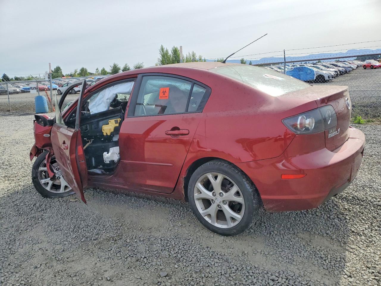 2008 Mazda 3 I Maroon vin: JM1BK32F481174326