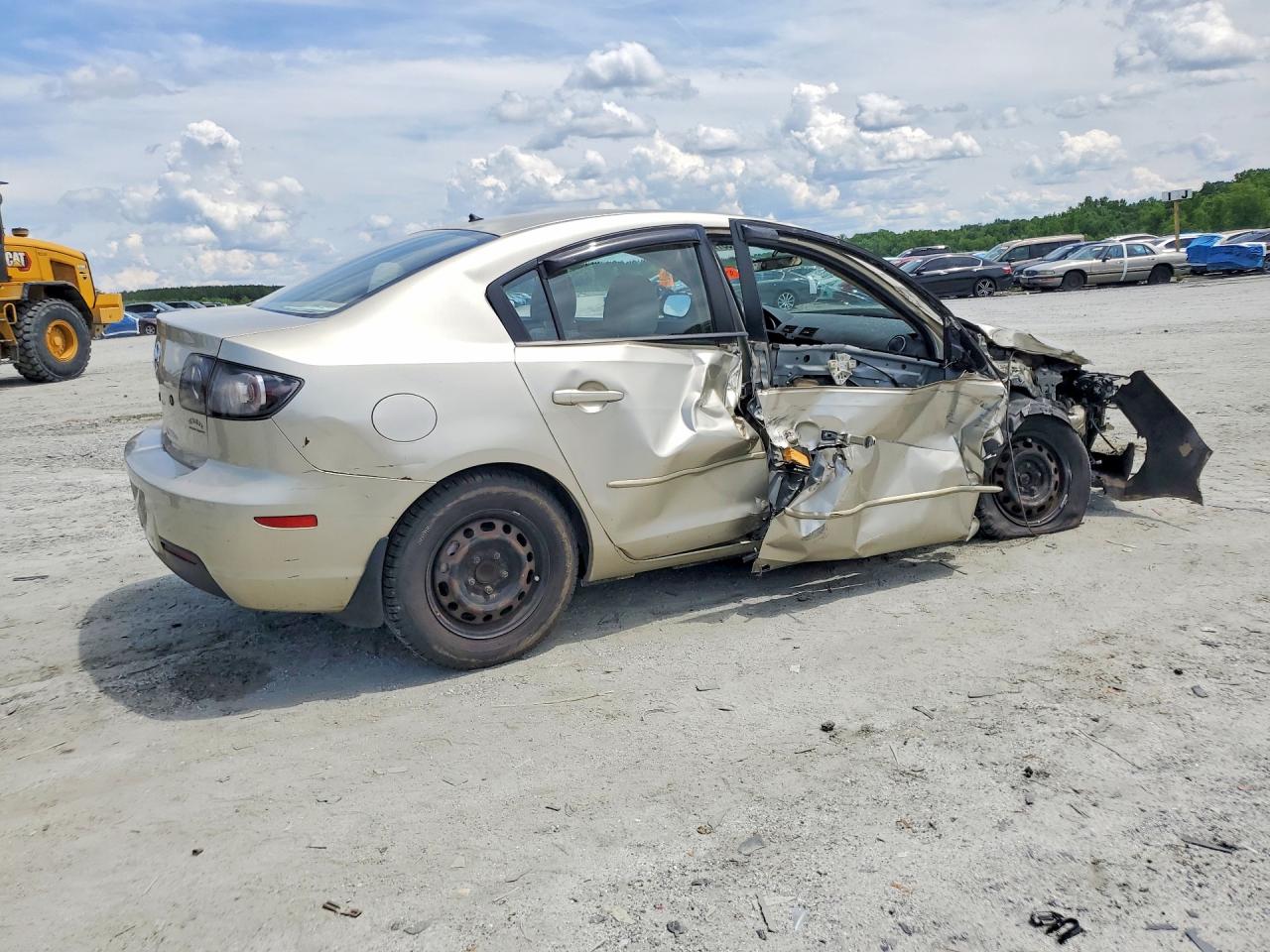 2008 Mazda 3 I Tan vin: JM1BK32F481864674
