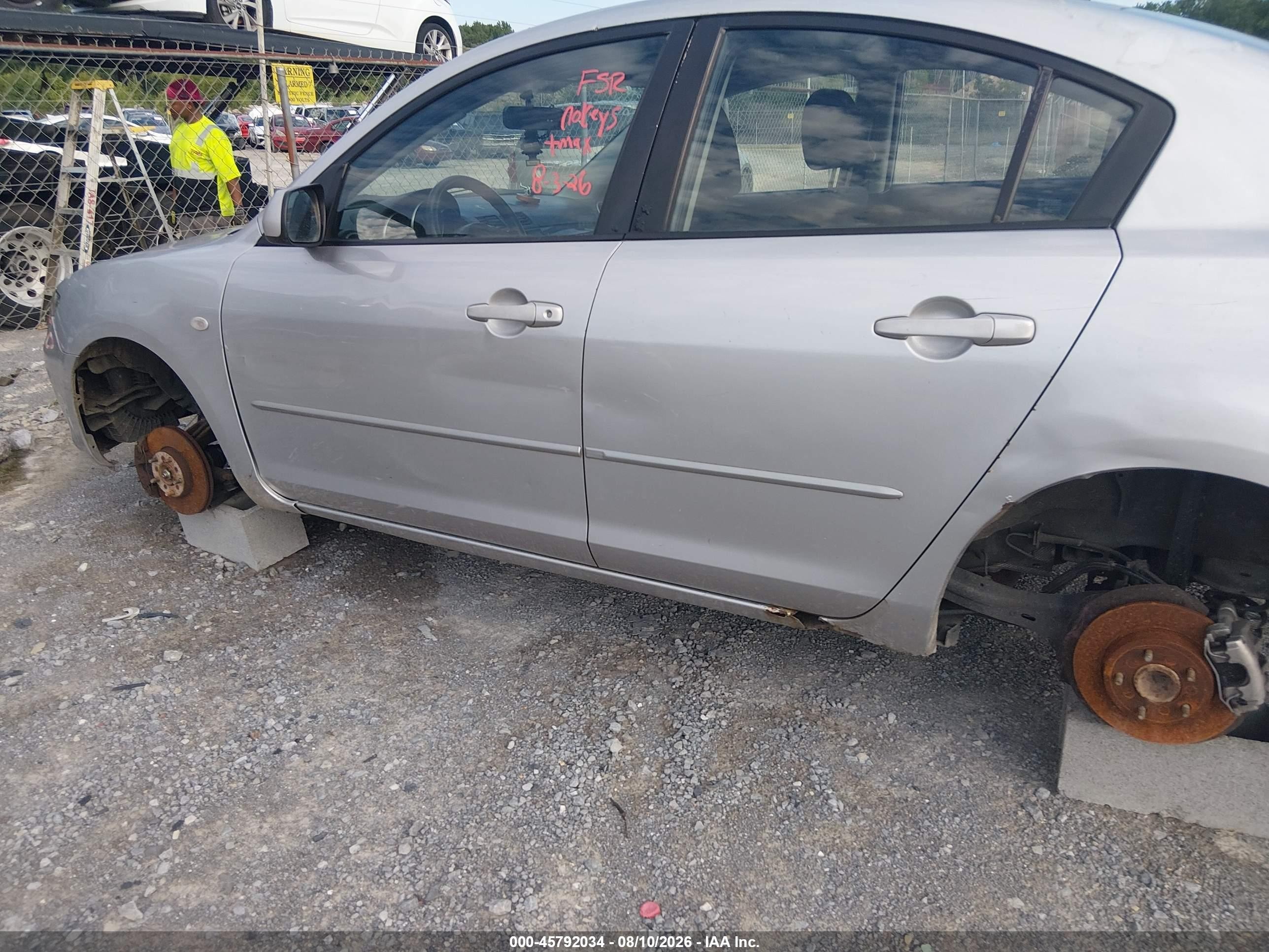 2006 Mazda Mazda3 I Touring Silver vin: JM1BK32F561490847