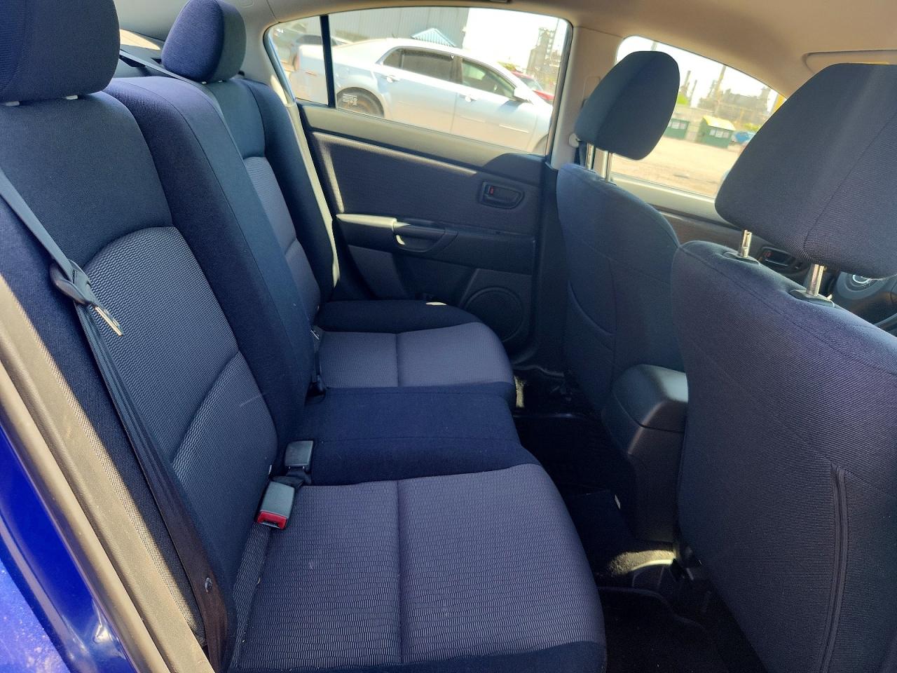2007 Mazda 3 I Синий vin: JM1BK32F571612589