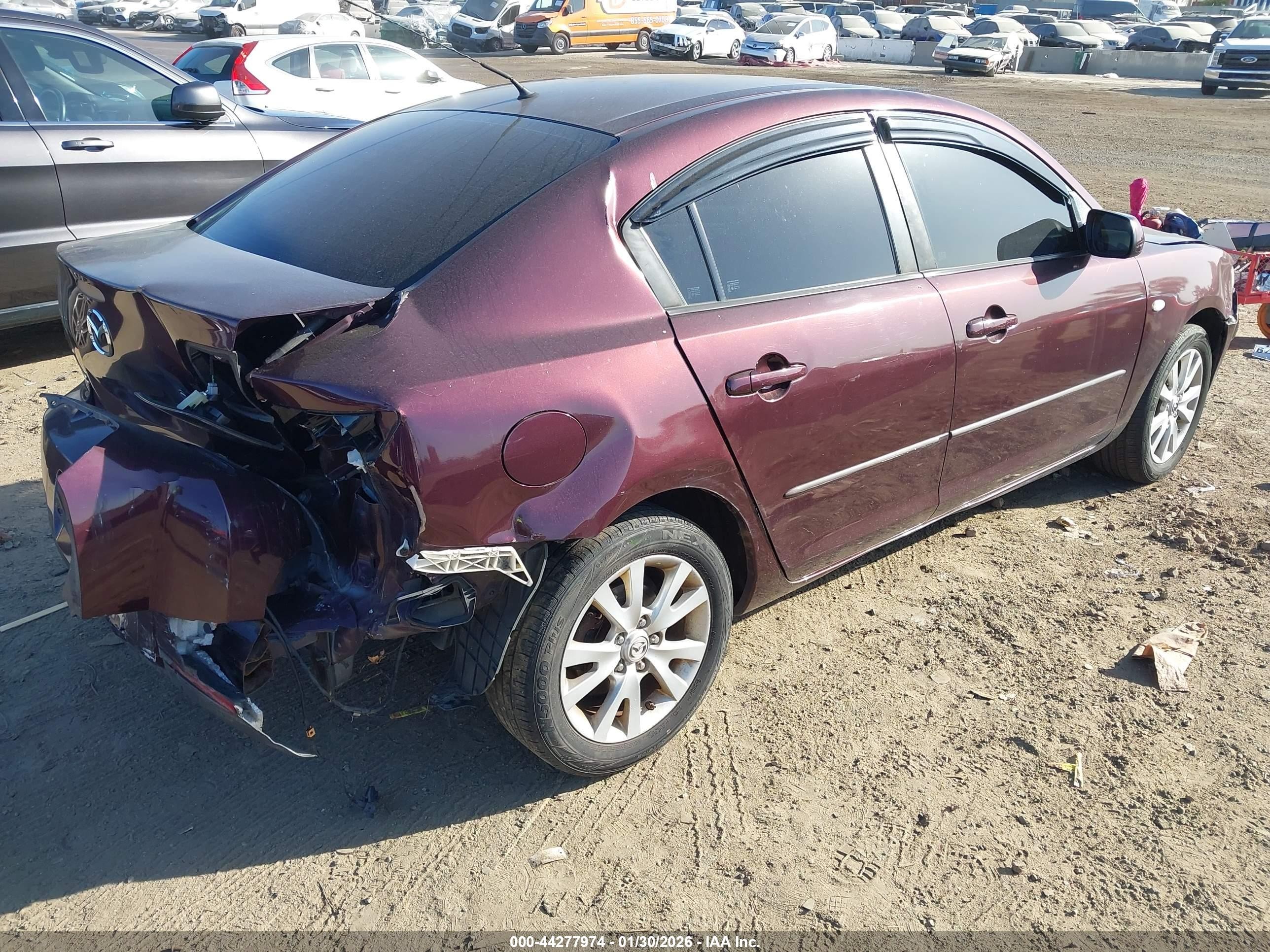 2007 Mazda Mazda3 I Red vin: JM1BK32F571660626