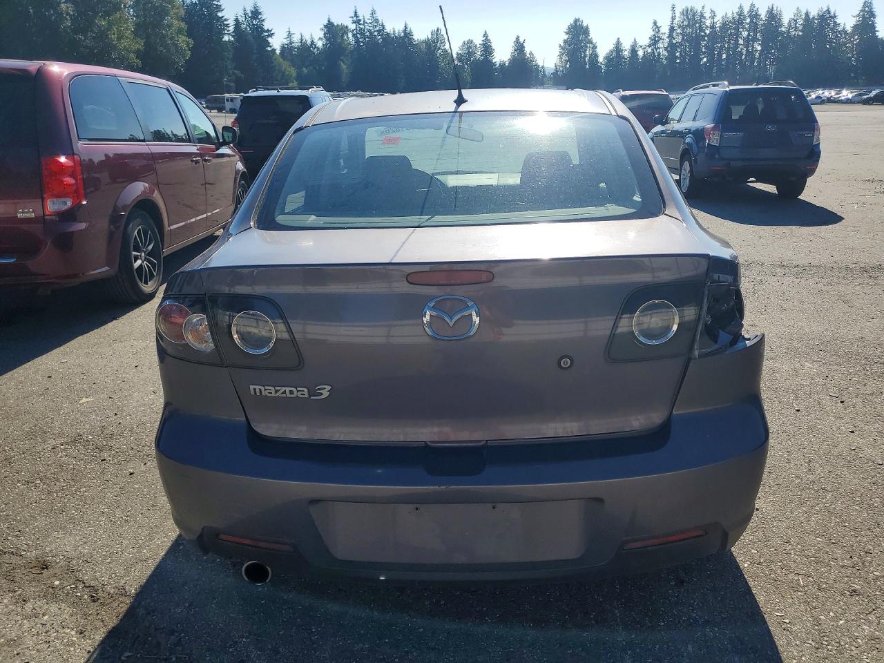 2008 Mazda 3 I Gray vin: JM1BK32F581128536