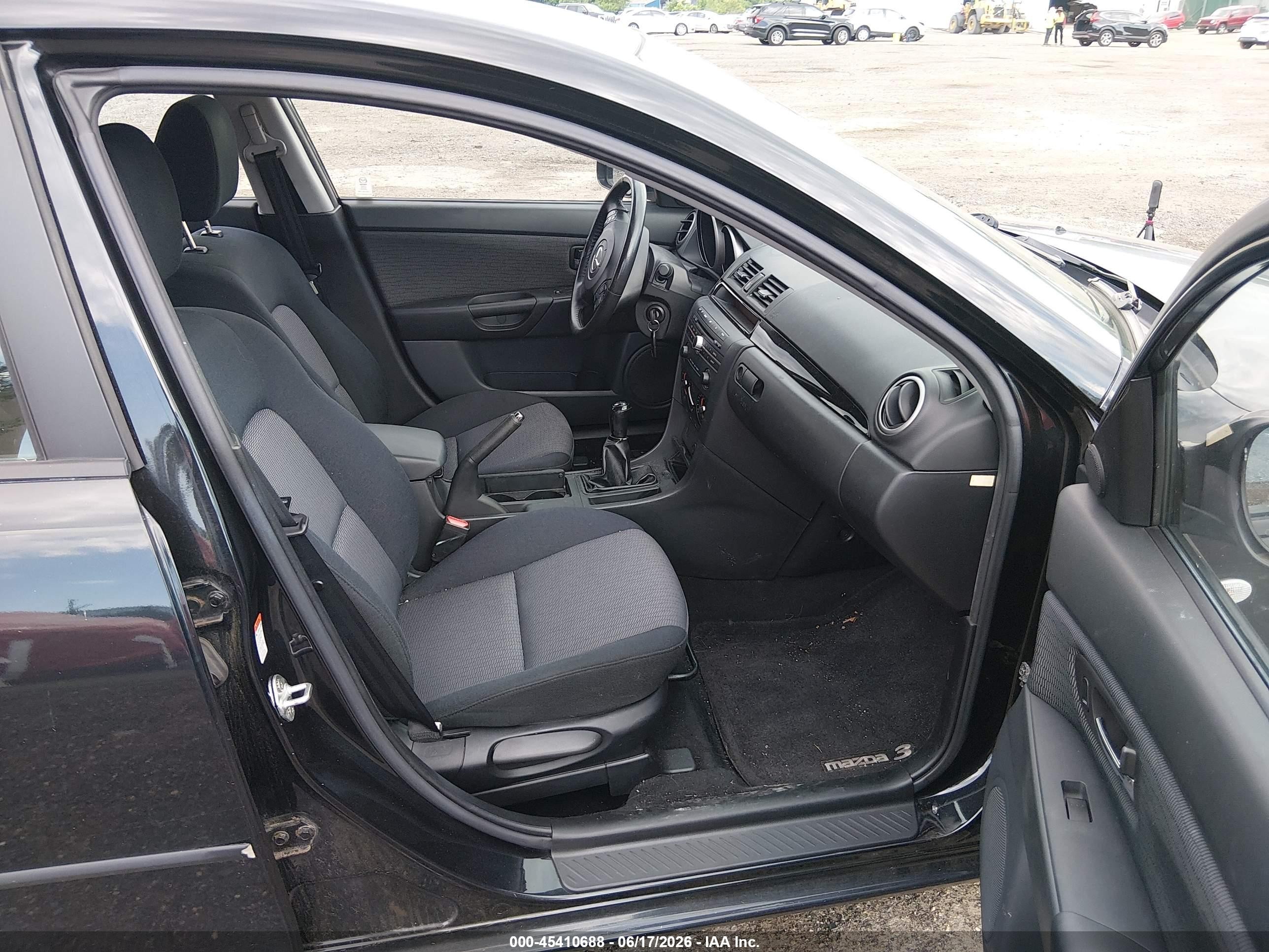 2009 Mazda Mazda3 I Black vin: JM1BK32F591225026