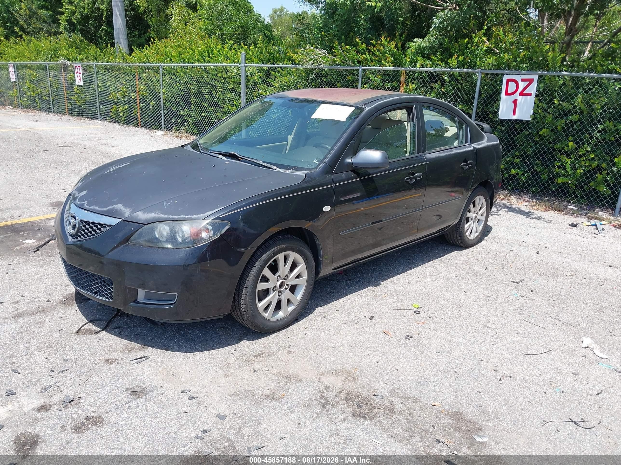 2007 Mazda Mazda3 I Black vin: JM1BK32F671649649