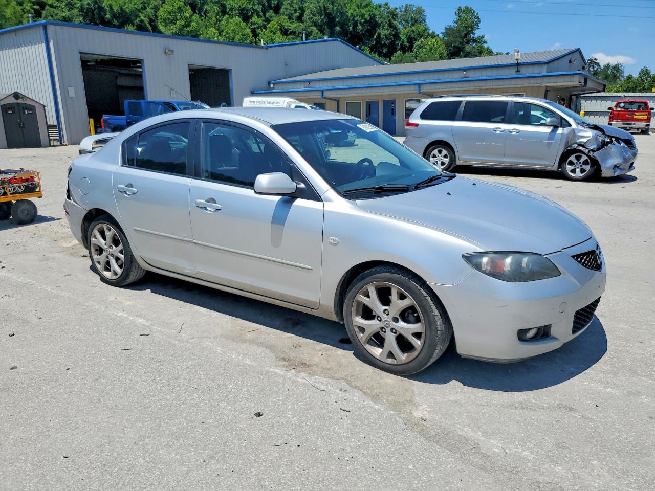 2008 Mazda 3 I Серебряный vin: JM1BK32F681176224