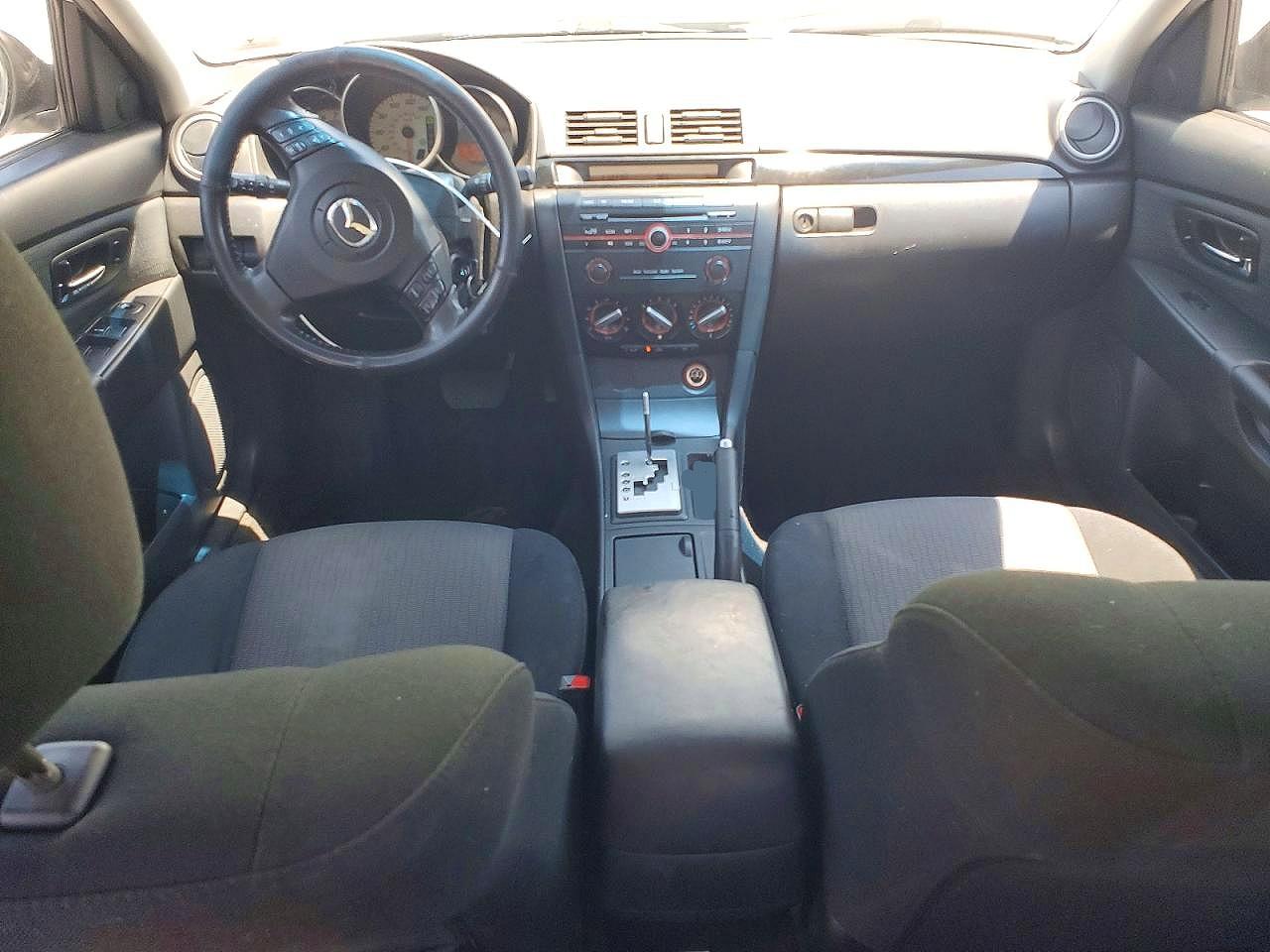 2008 Mazda 3 I Серебряный vin: JM1BK32F681176224