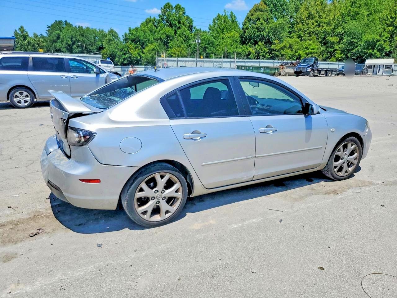 2008 Mazda 3 I Серебряный vin: JM1BK32F681176224