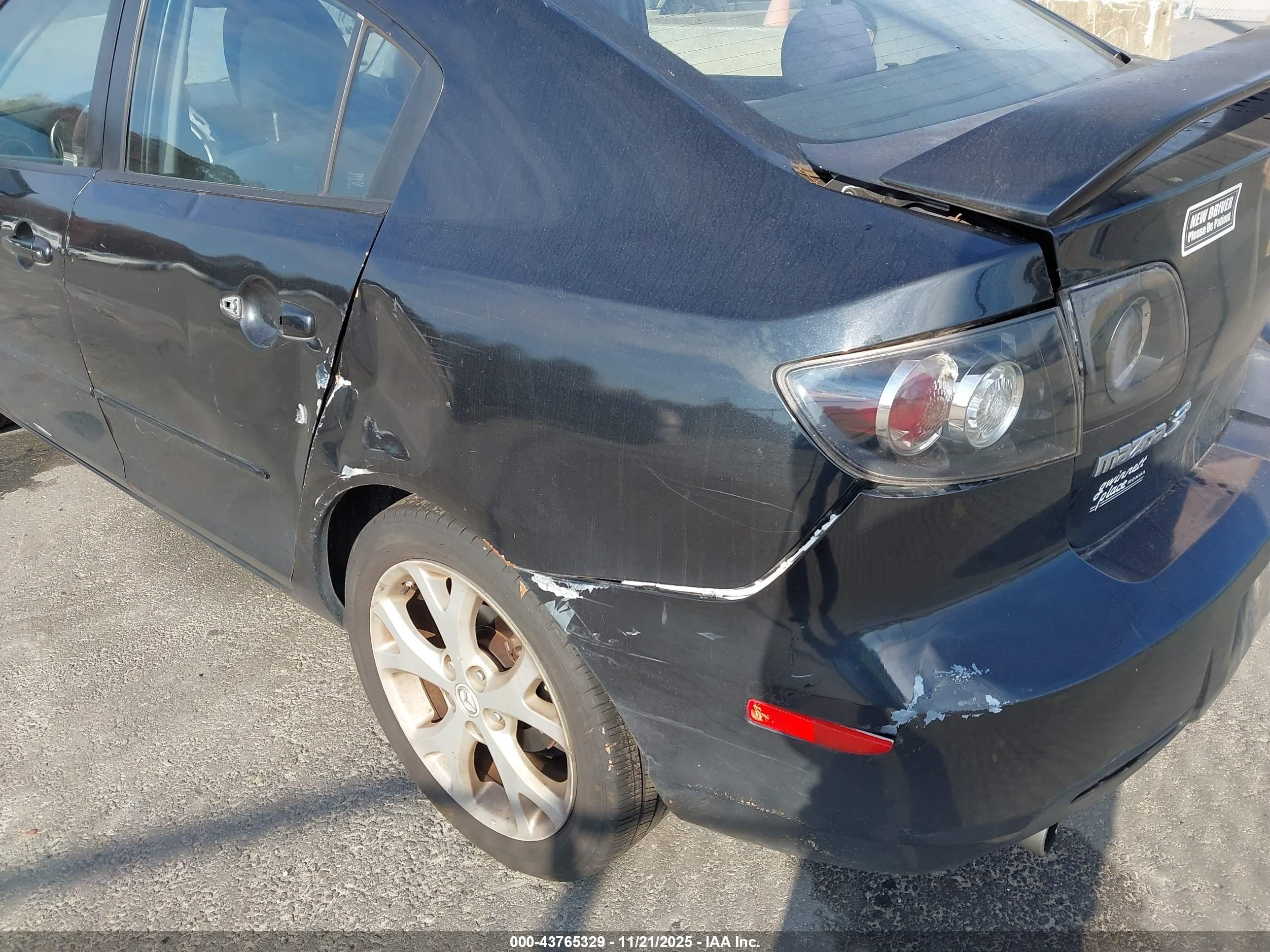 2009 Mazda Mazda3 I Black vin: JM1BK32F691194532
