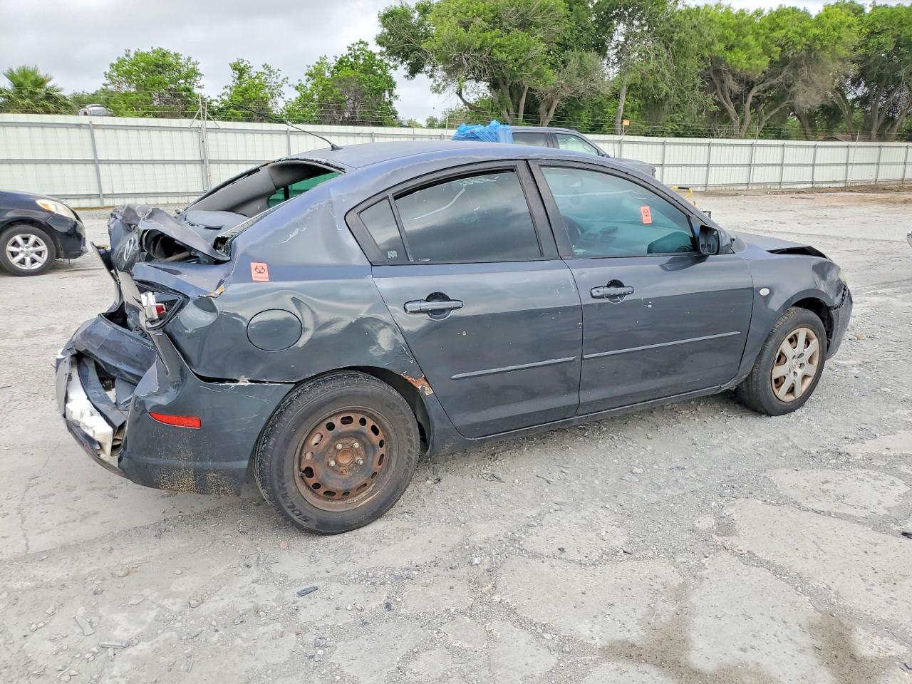 2009 Mazda 3 I Gray vin: JM1BK32F691200278
