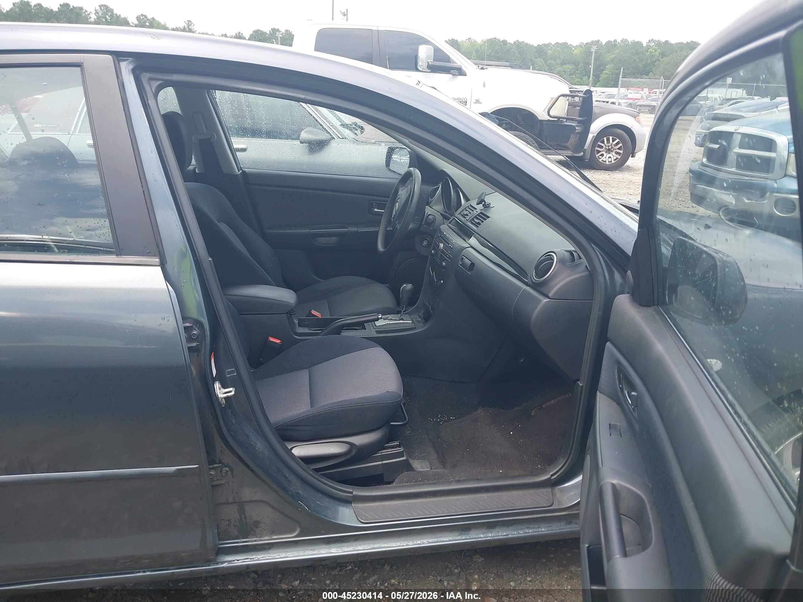 2009 Mazda Mazda3 I Gray vin: JM1BK32F791206915
