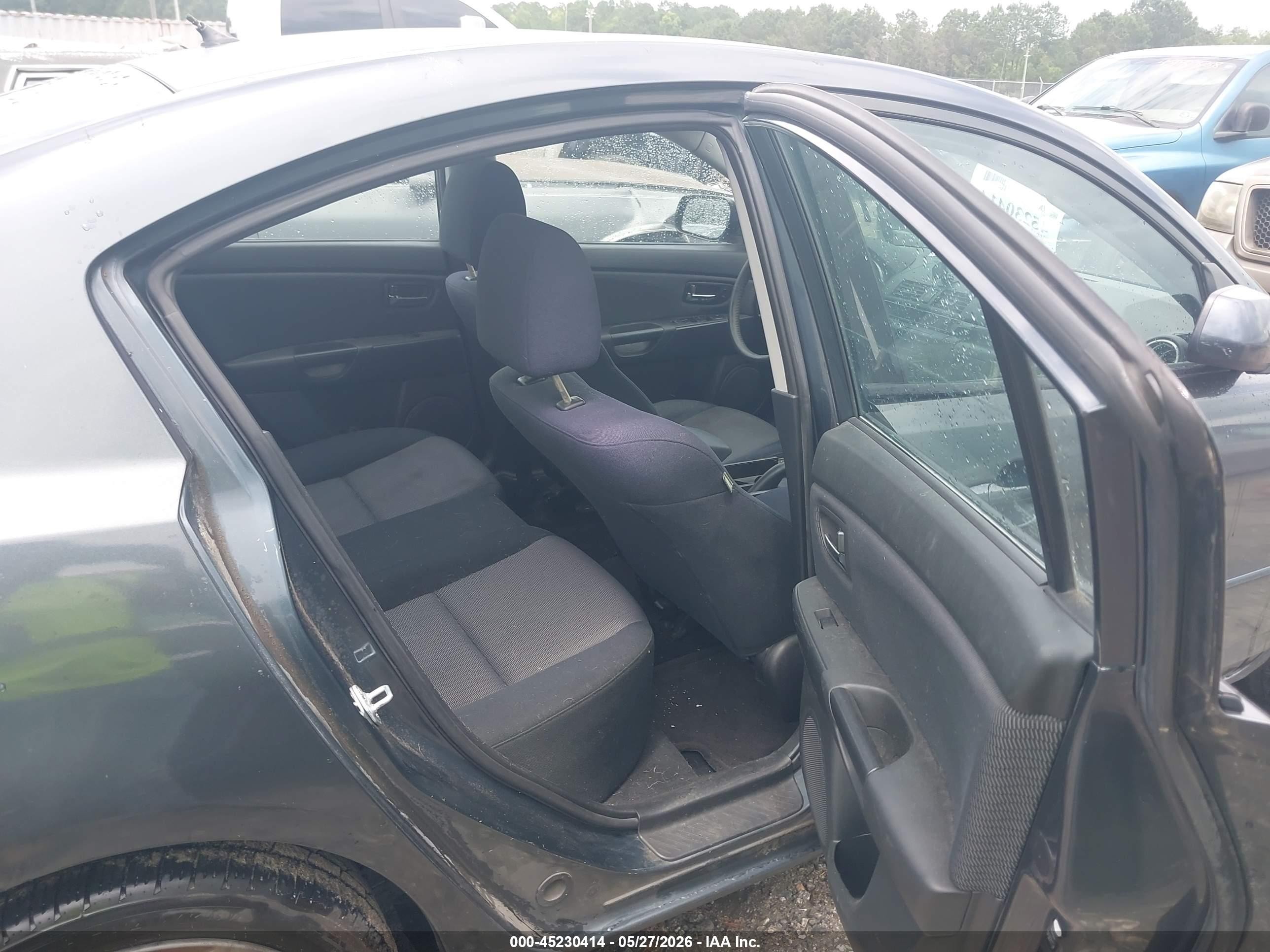 2009 Mazda Mazda3 I Gray vin: JM1BK32F791206915