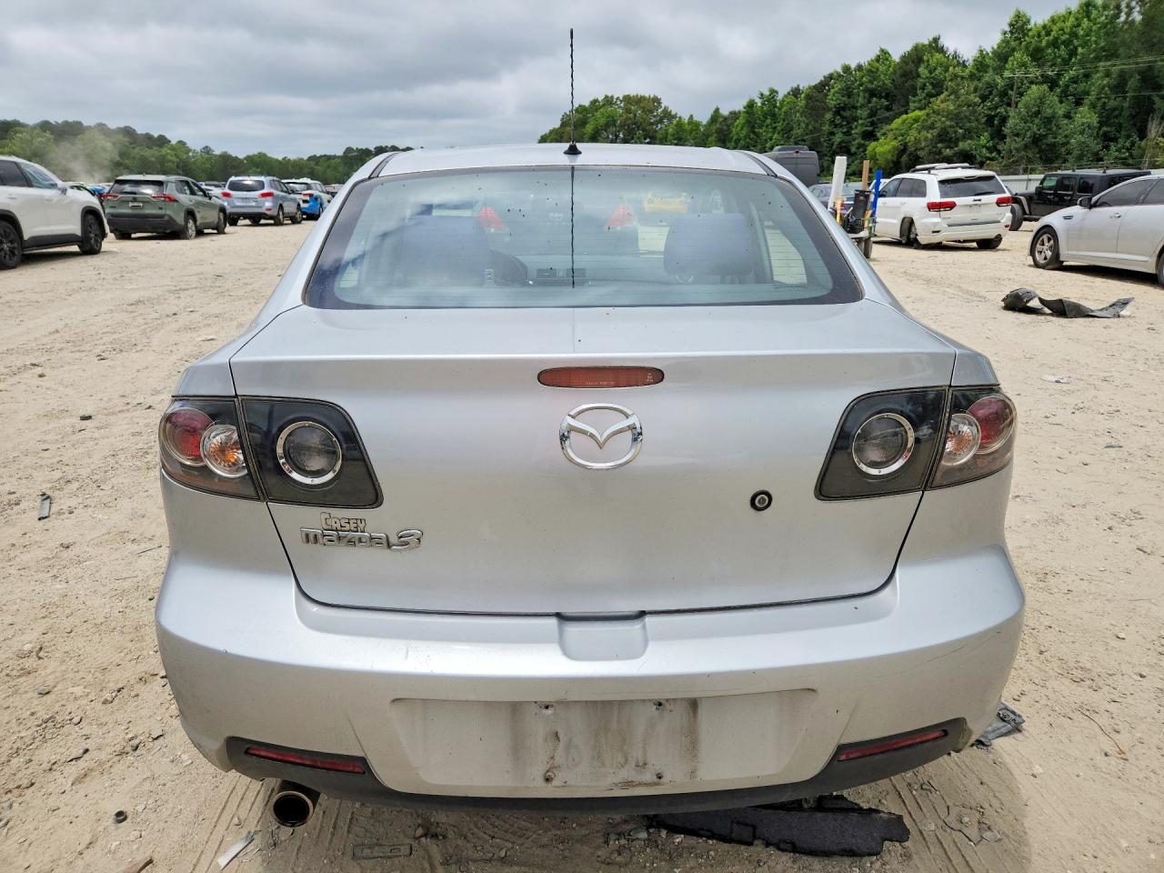 2008 Mazda 3 I Silver vin: JM1BK32F881133309