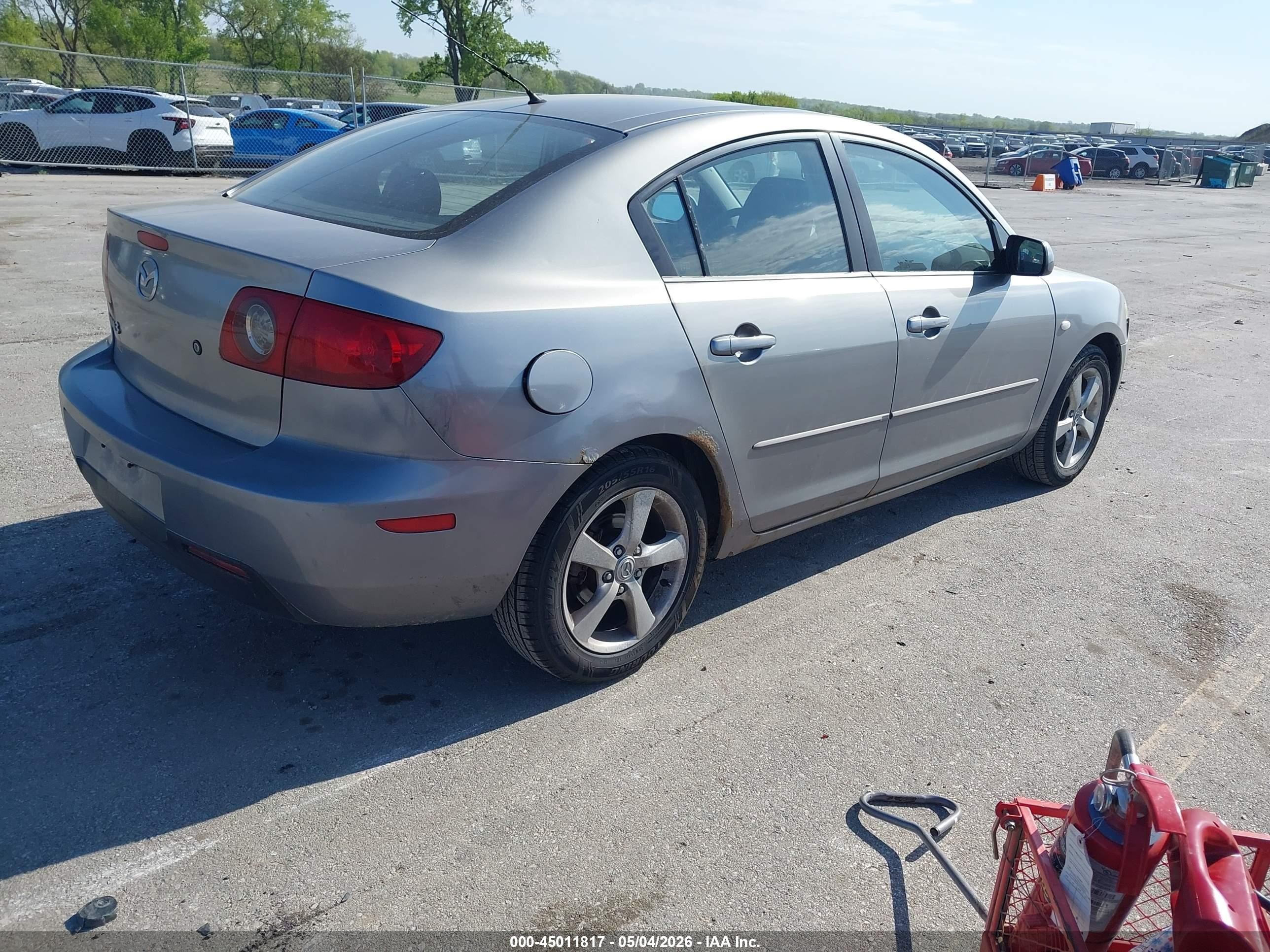 2006 Mazda Mazda3 I Silver vin: JM1BK32F961525650