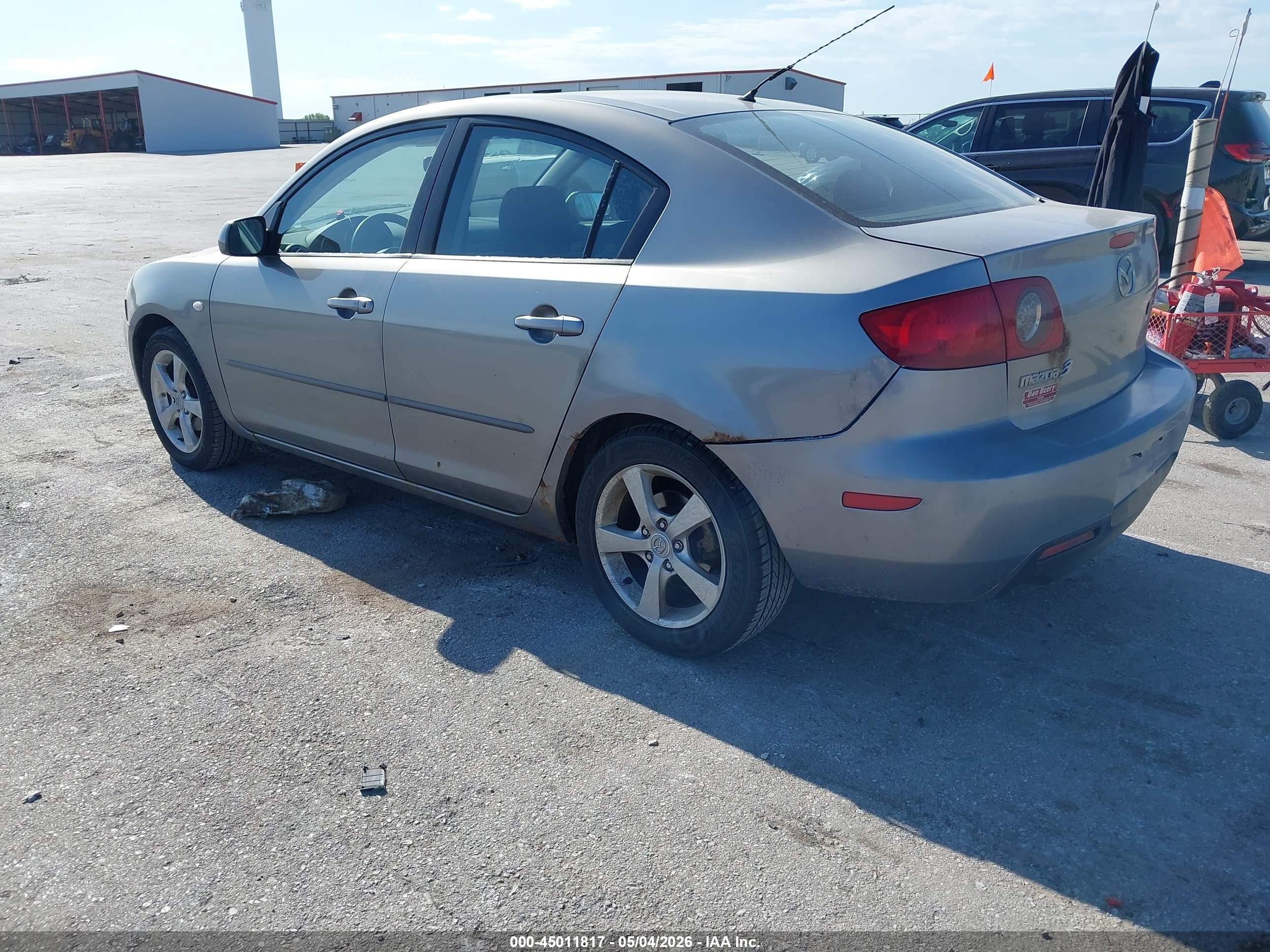 2006 Mazda Mazda3 I Silver vin: JM1BK32F961525650