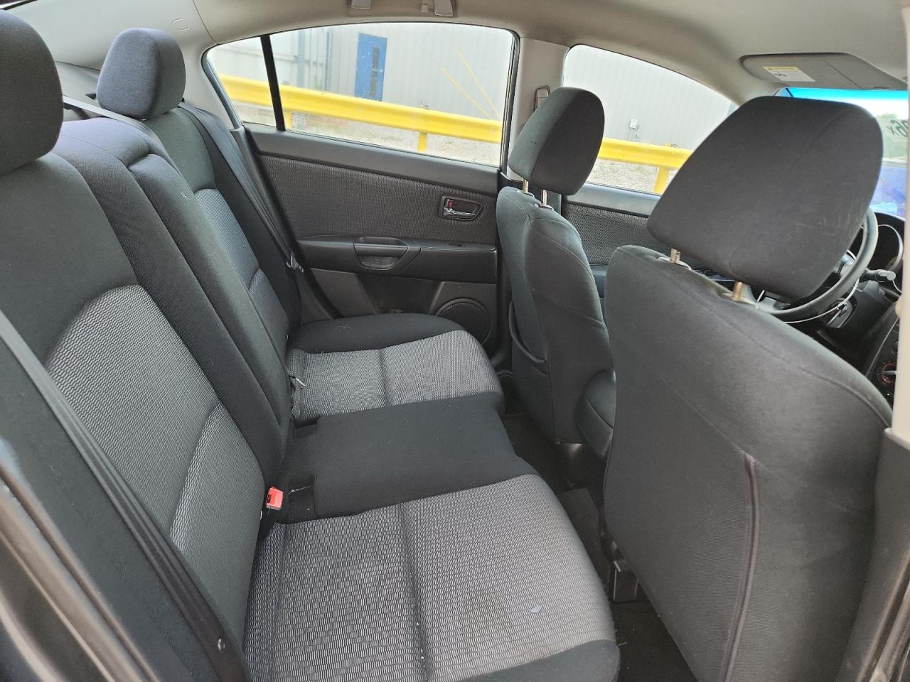 2008 Mazda 3 I Gray vin: JM1BK32F981121914