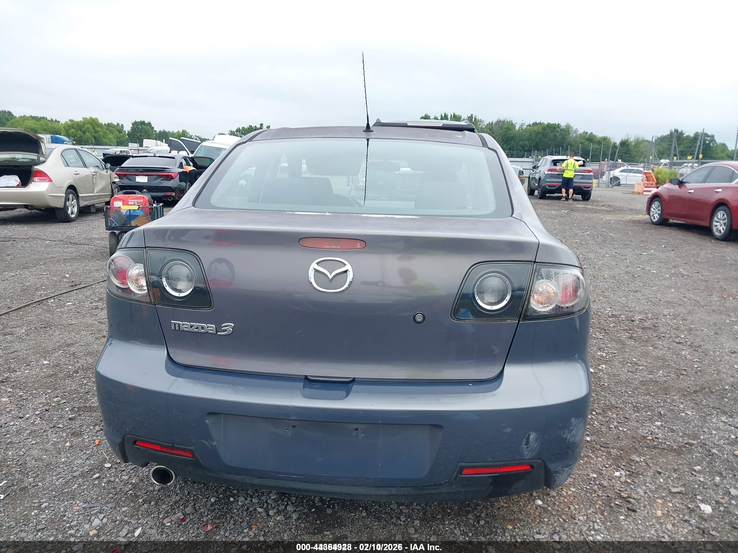 2008 Mazda Mazda3 I Touring Value Gray vin: JM1BK32F981183250